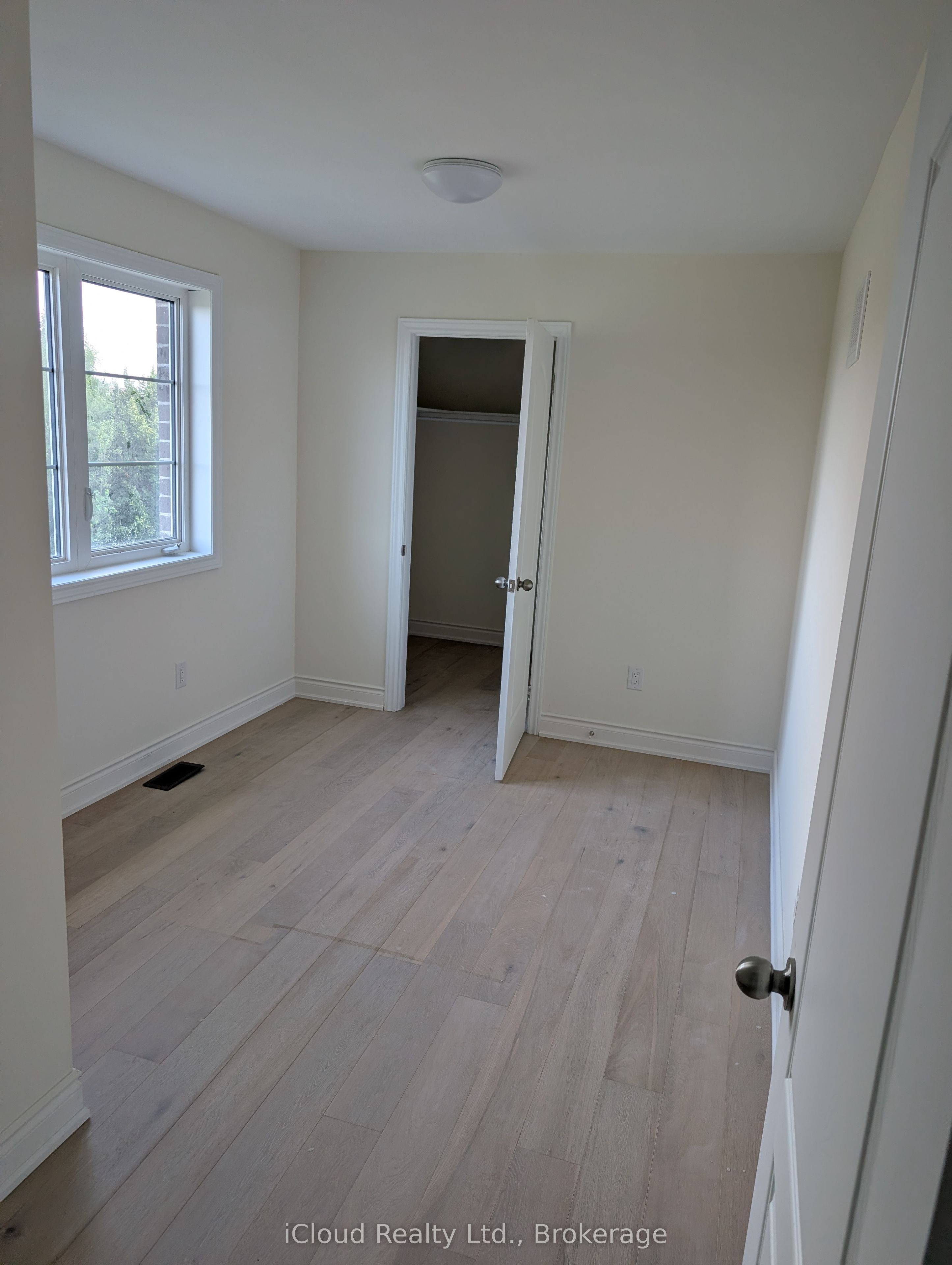 59 Haviland Circle Property Photo 5