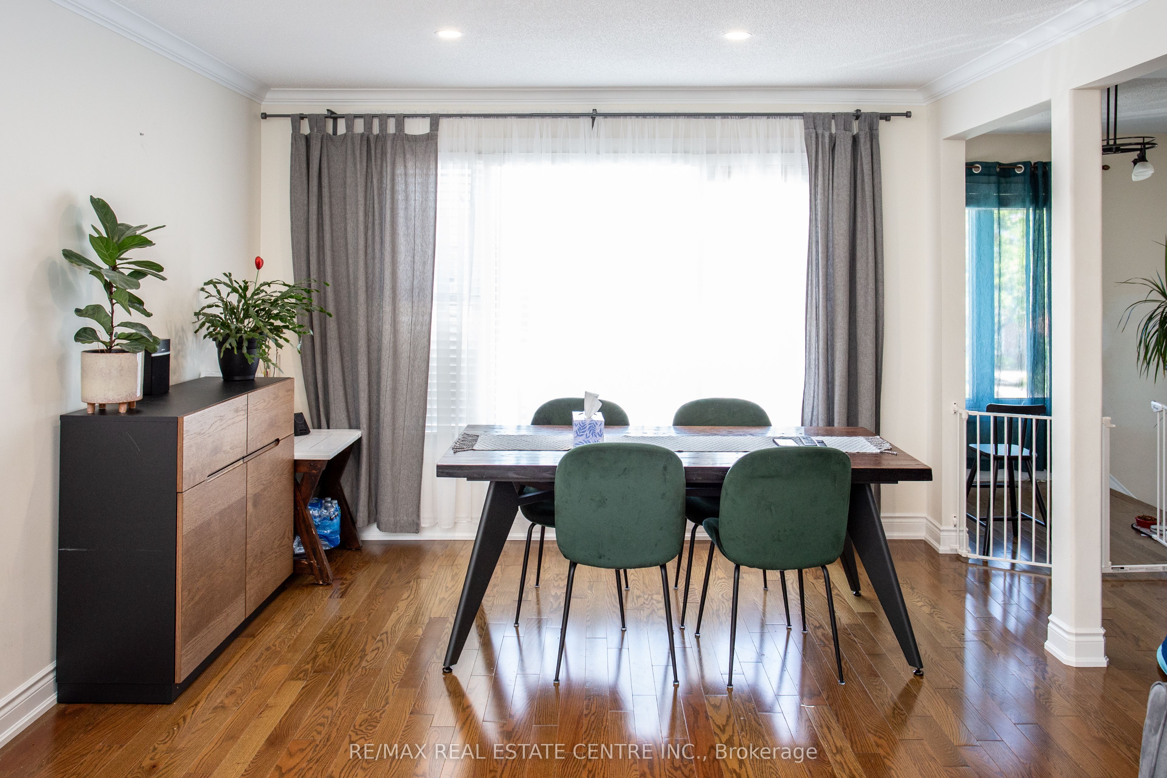 4386 Curia Crescent Property Photo 7
