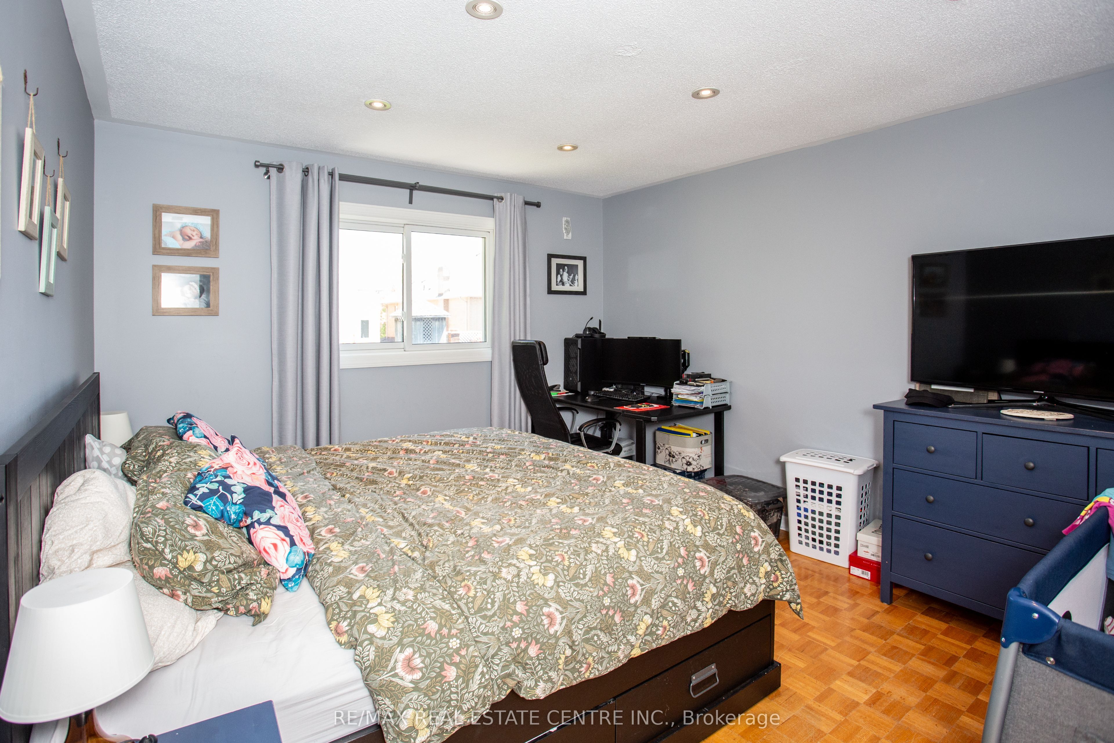 4386 Curia Crescent Property Photo 10