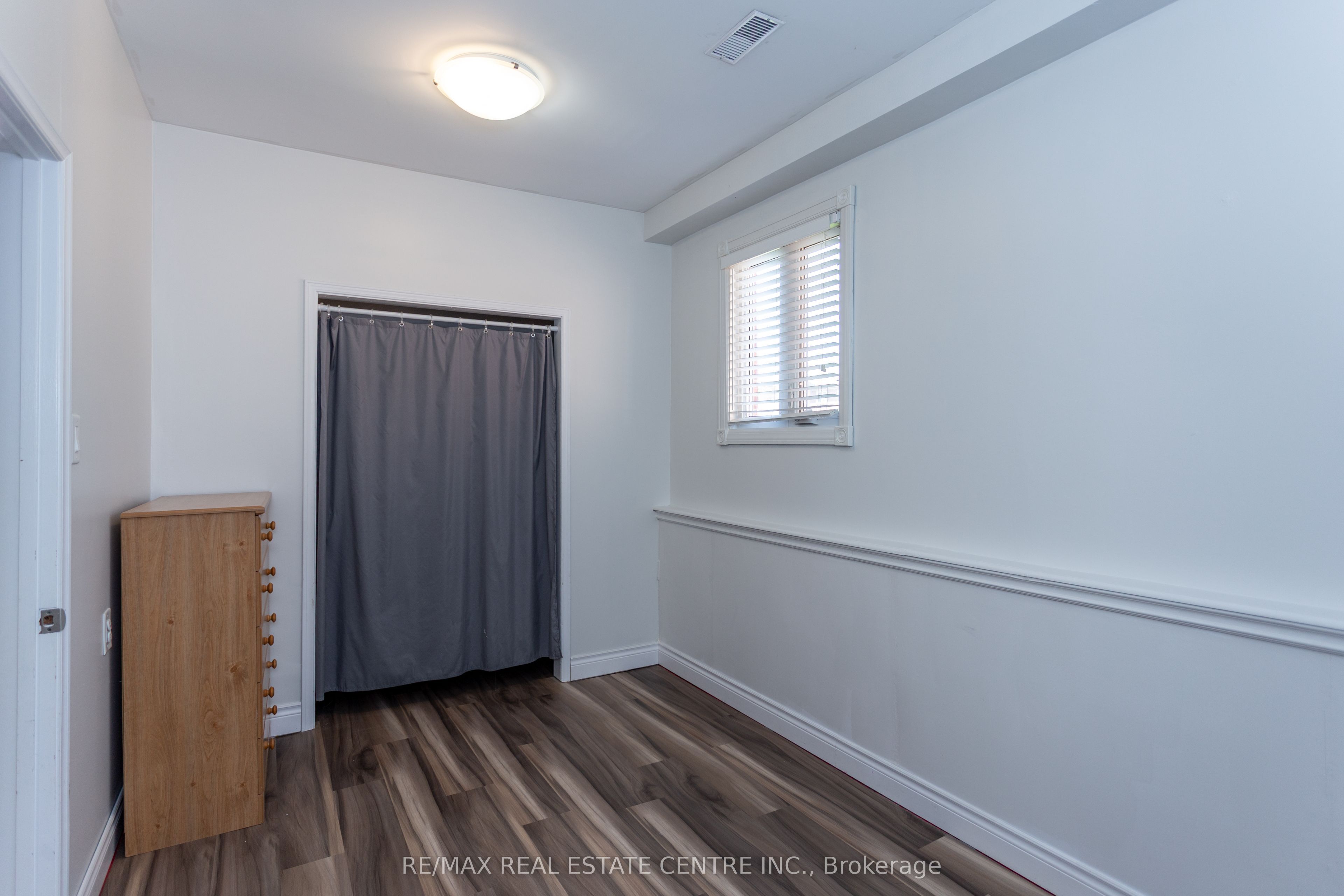 4386 Curia Crescent Property Photo 23