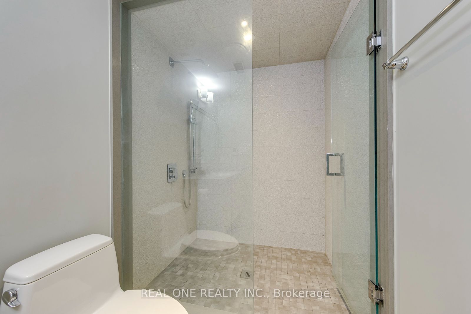 28 Osborne Crescent Property Photo 40