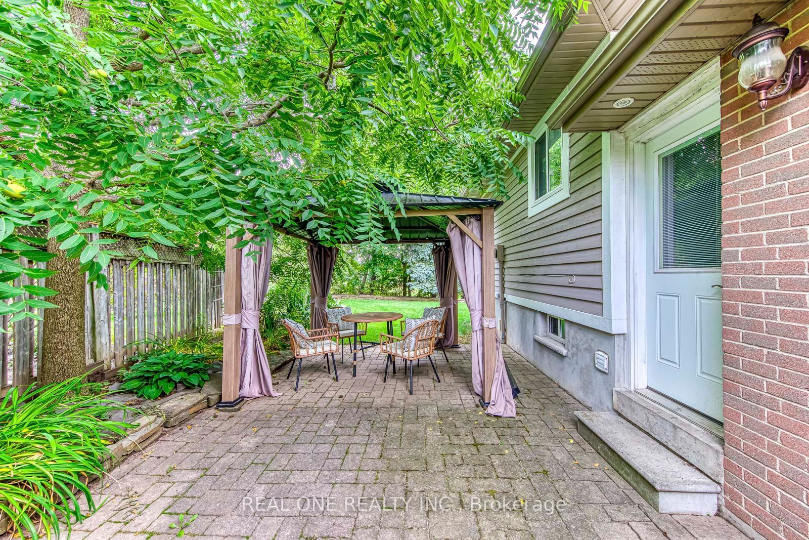 28 Osborne Crescent Property Photo 42