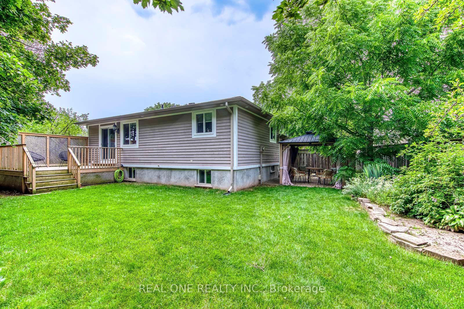 28 Osborne Crescent Property Photo 46