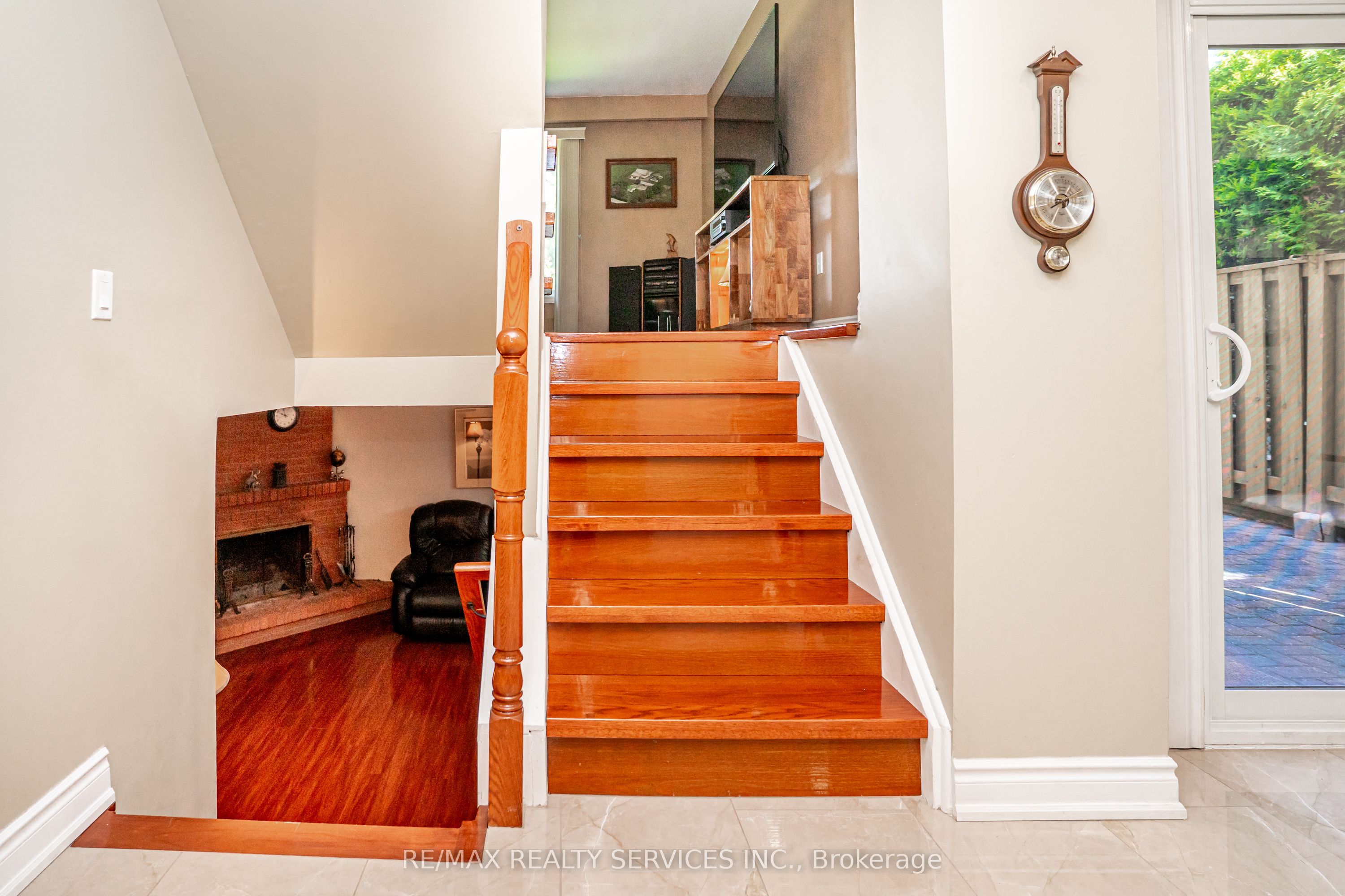 32 Winterfold Drive Property Photo 15