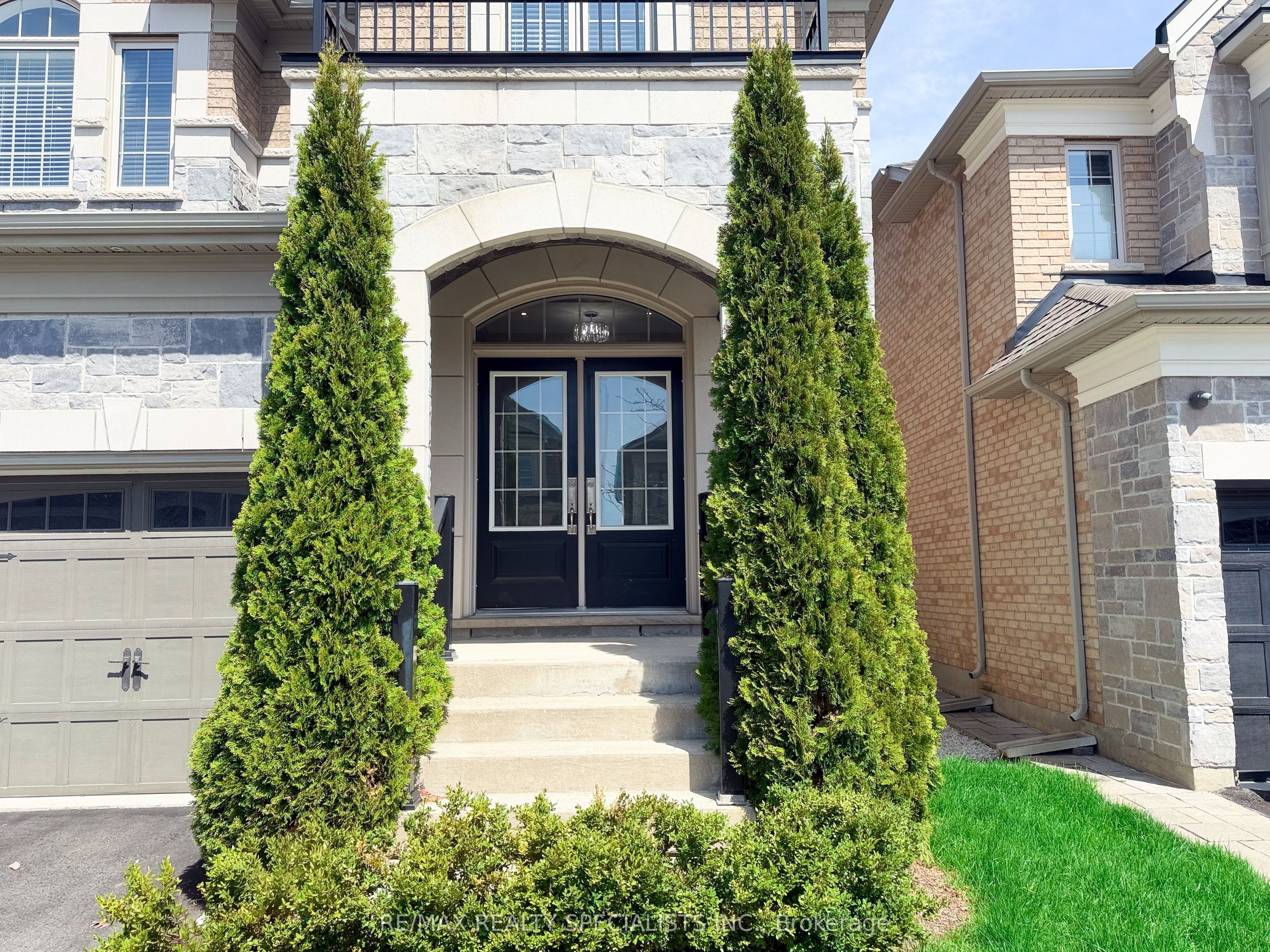 19 Dancing Waters Road Property Photo 2