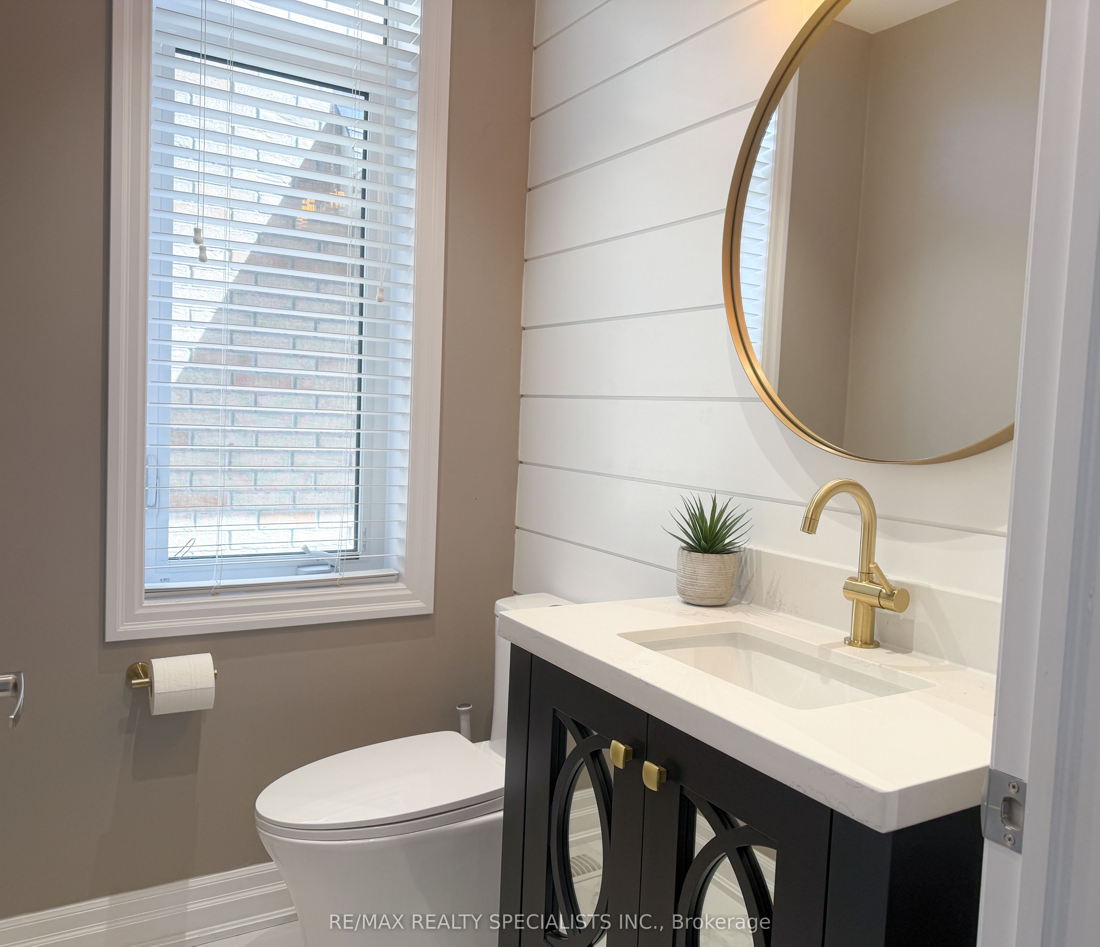 19 Dancing Waters Road Property Photo 5