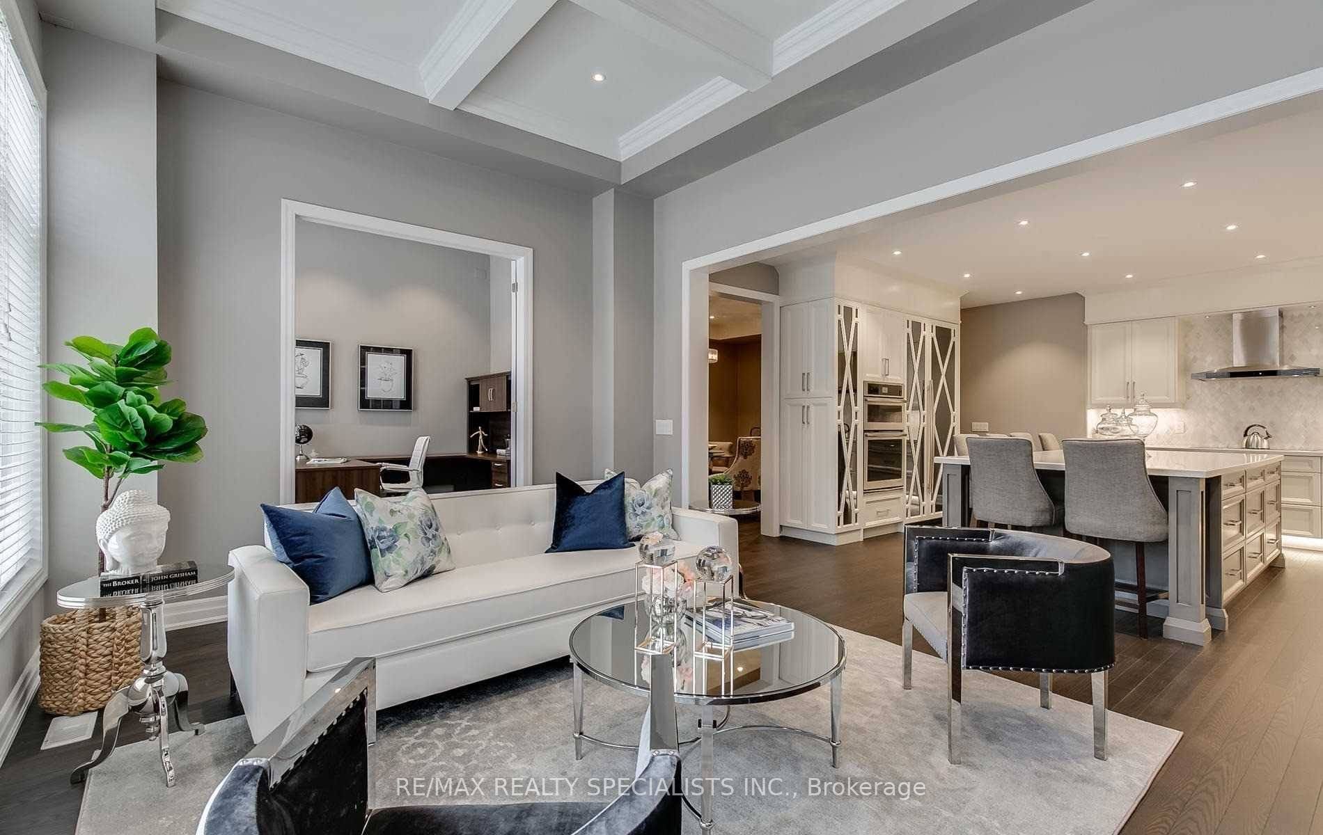 19 Dancing Waters Road Property Photo 12