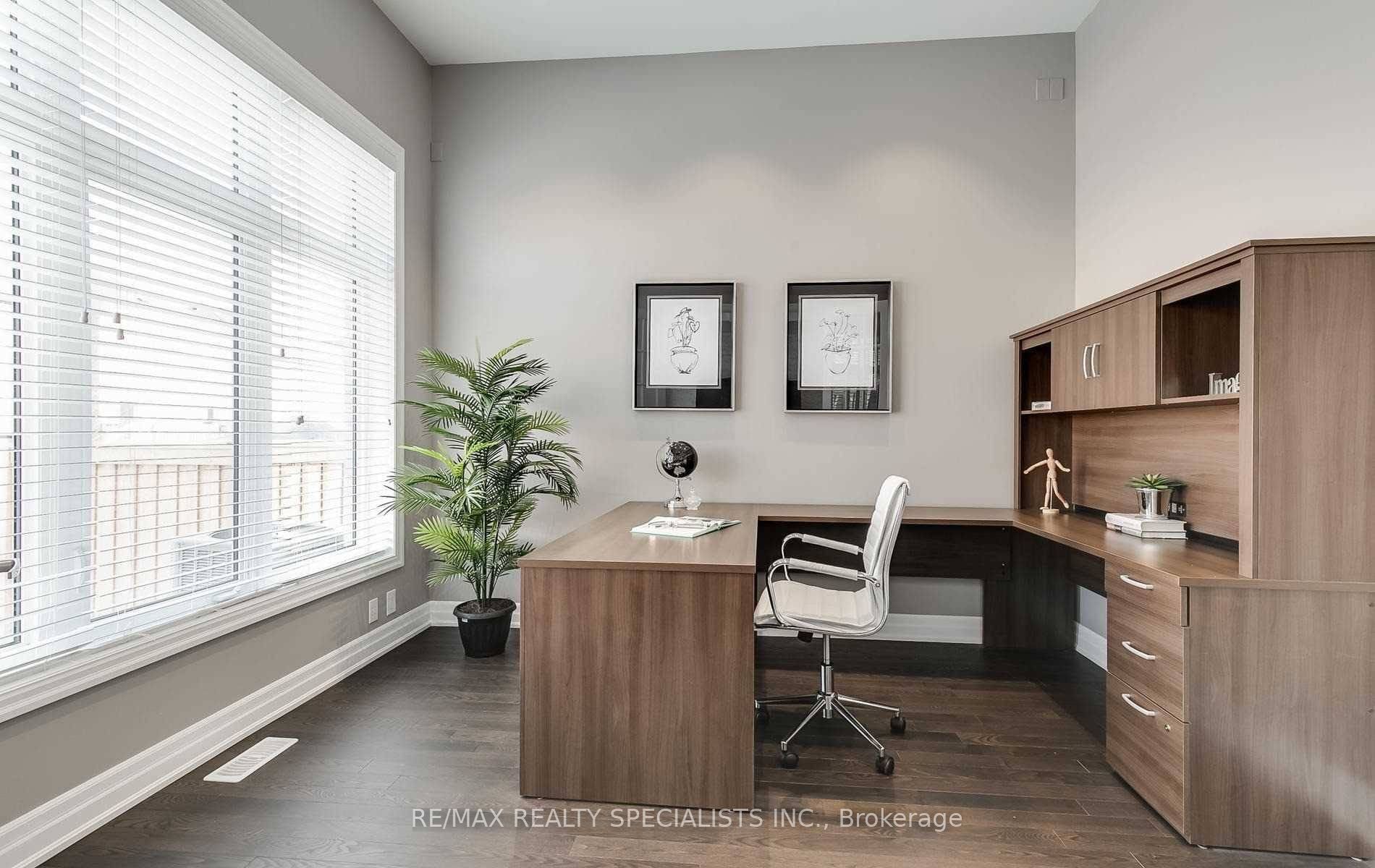 19 Dancing Waters Road Property Photo 13