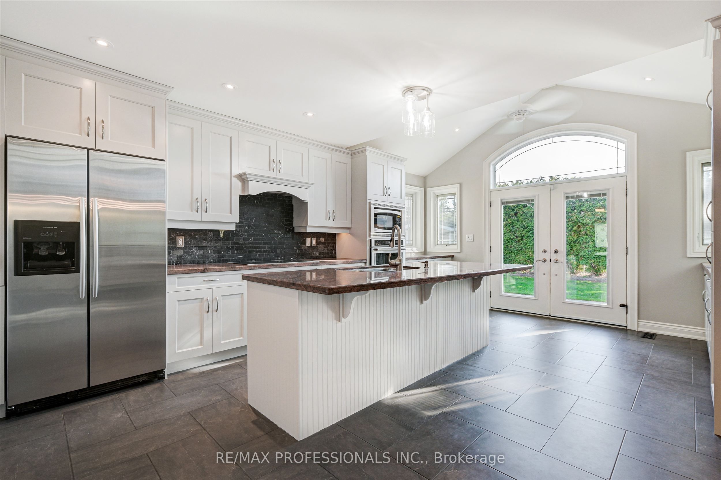 64 Ravensbourne Crescent Property Photo 8