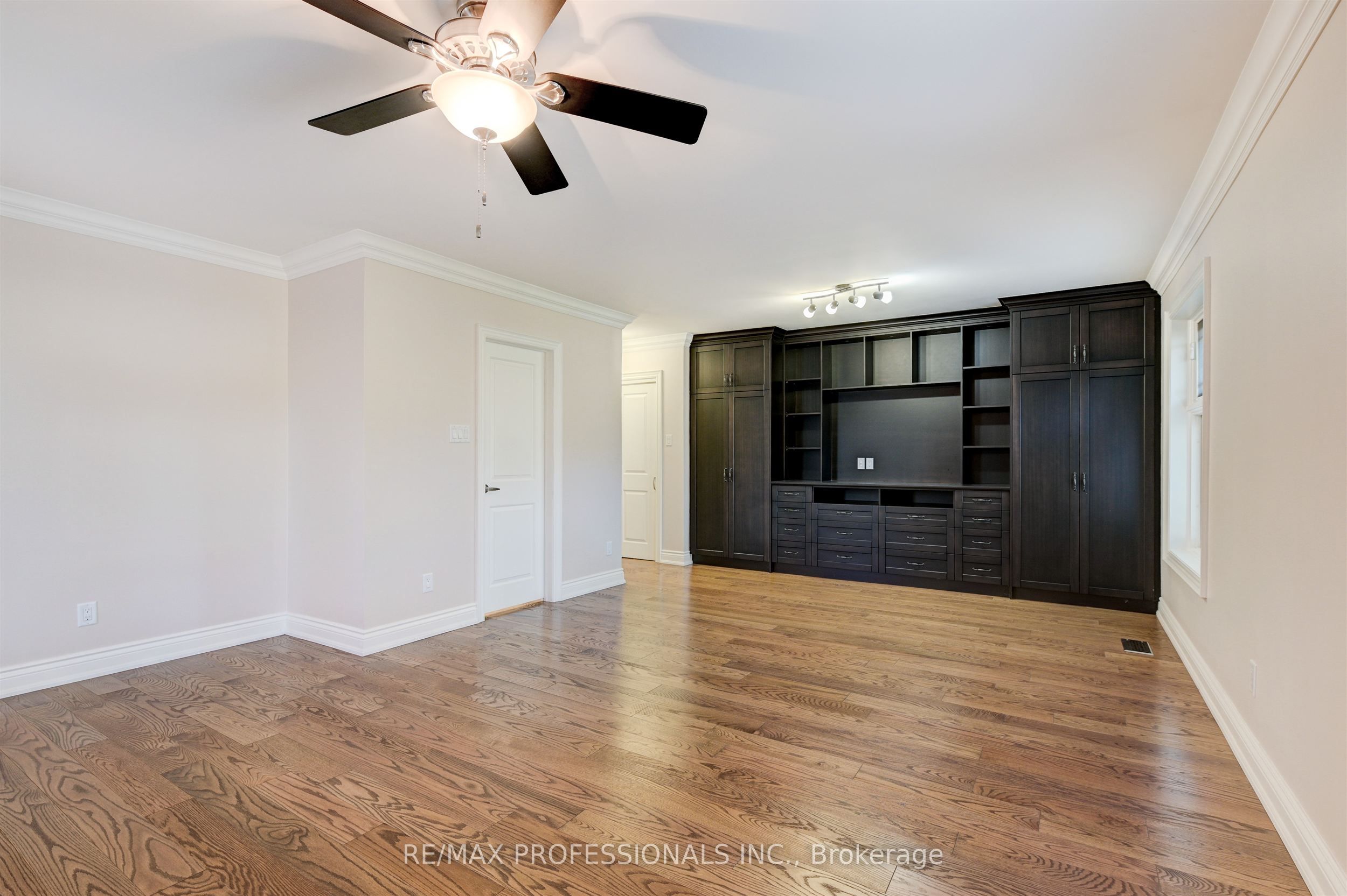 64 Ravensbourne Crescent Property Photo 14