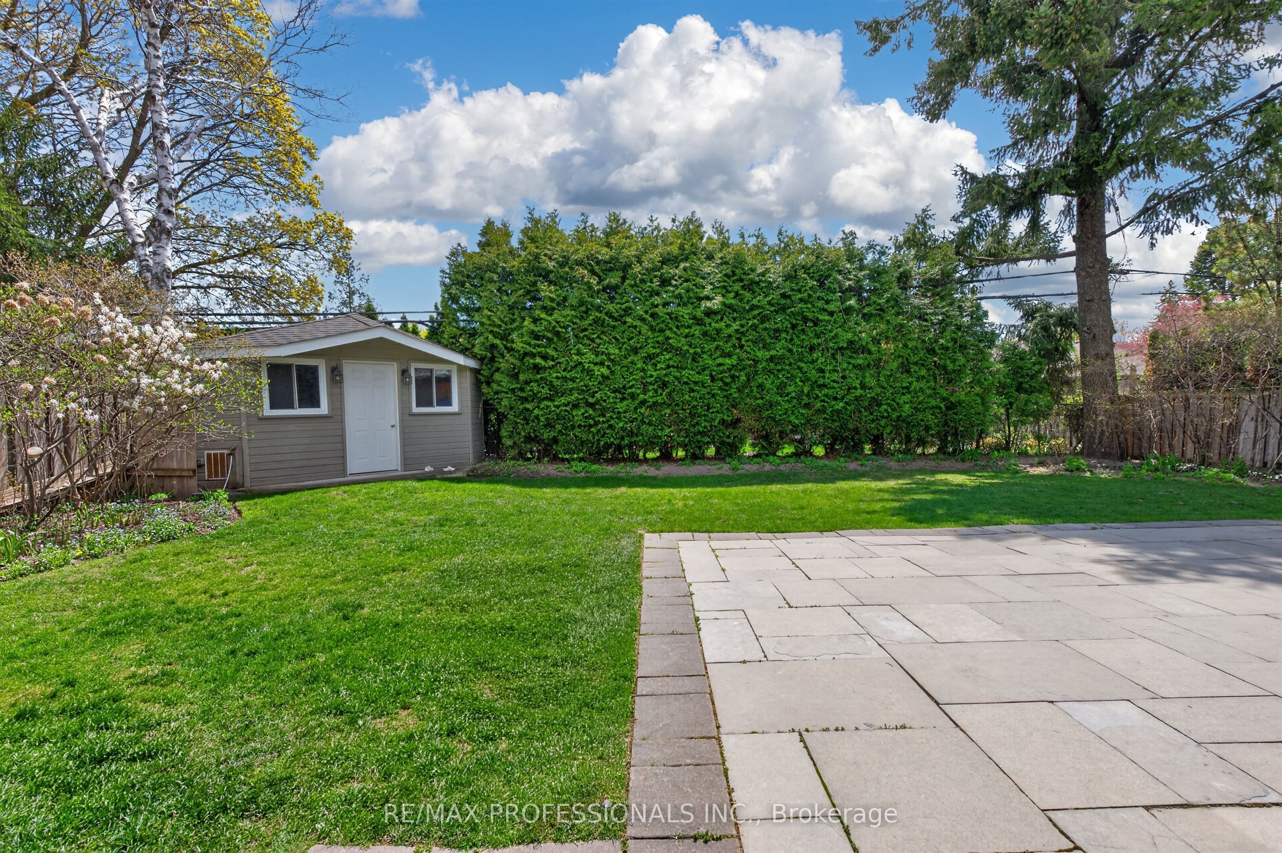 64 Ravensbourne Crescent Property Photo 23