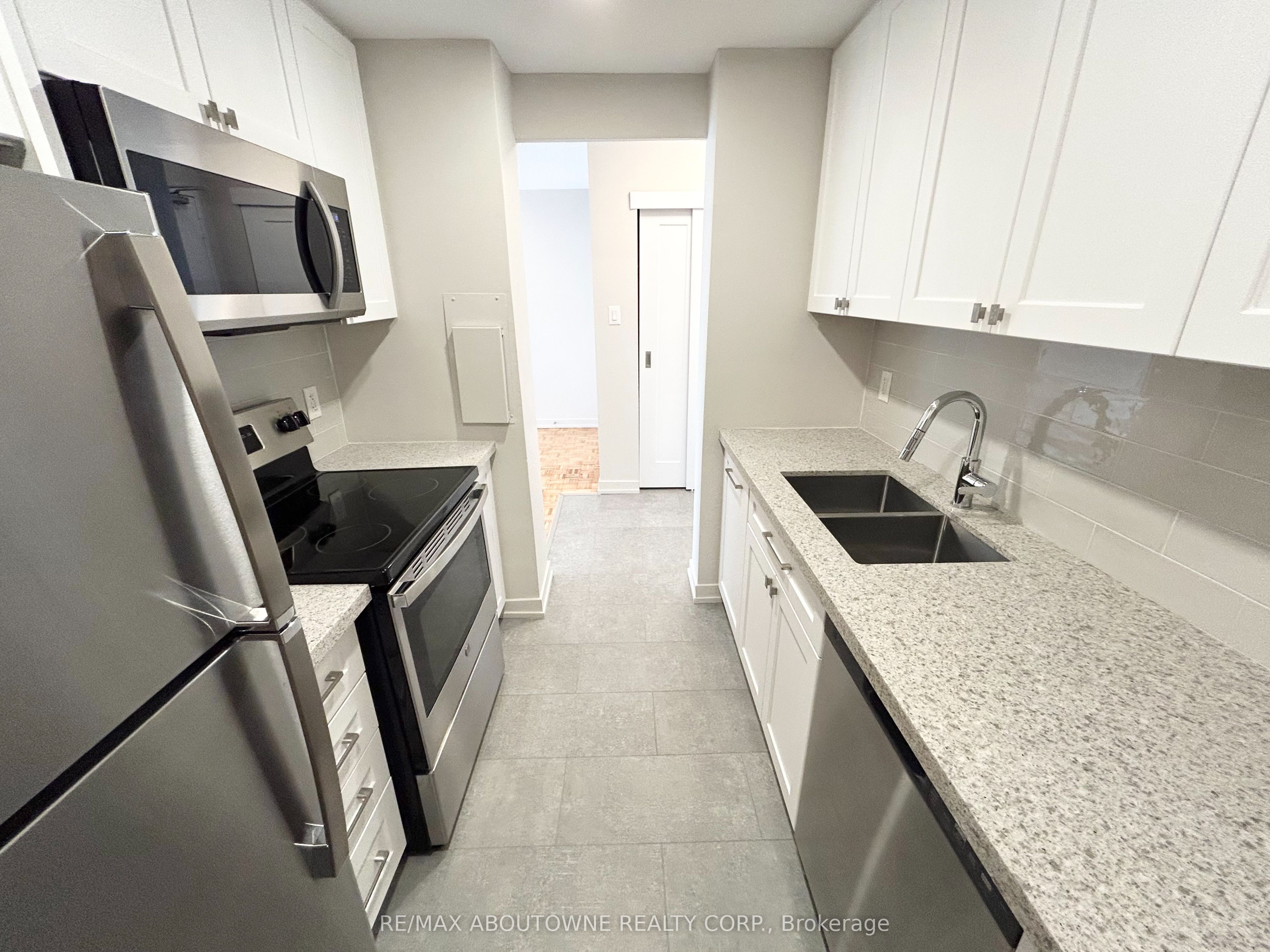 101 Millside Drive 607 Property Photo 7