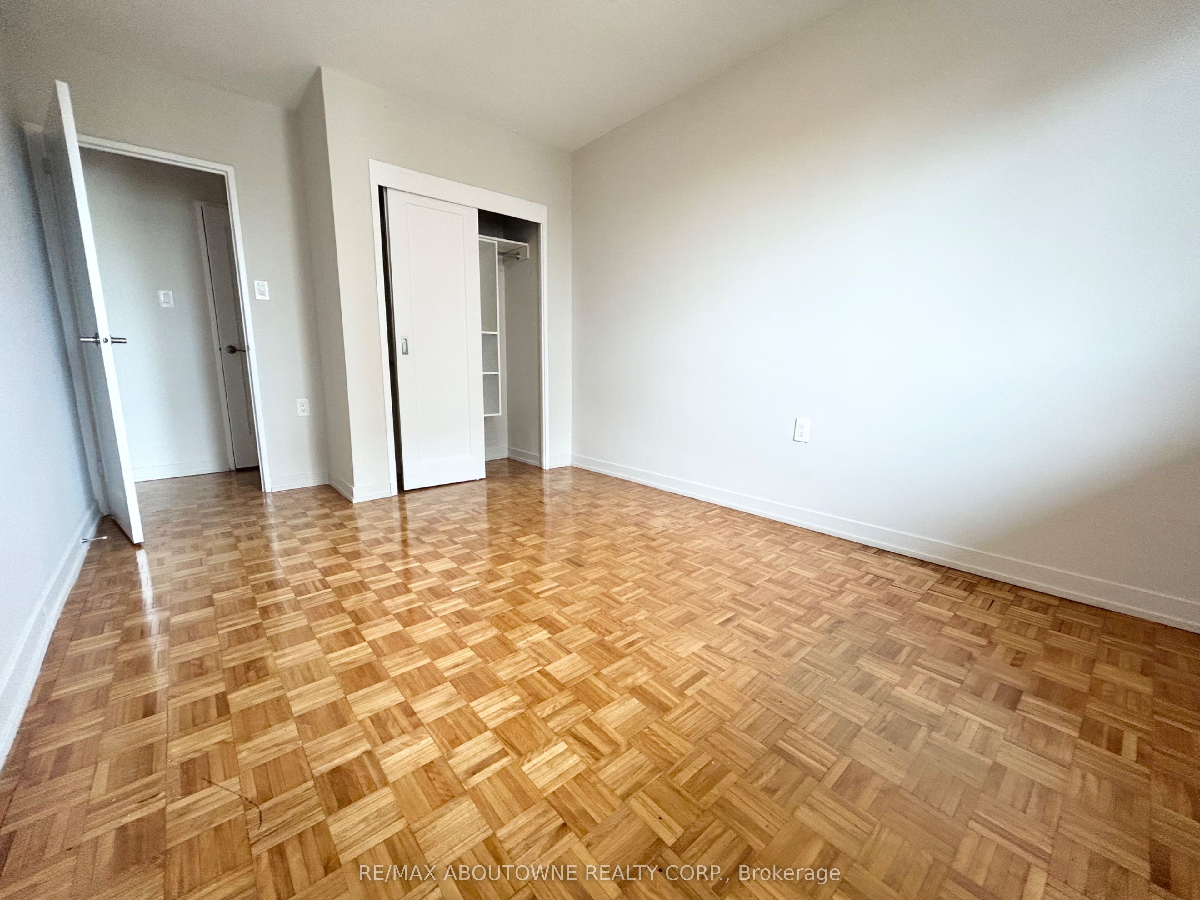 101 Millside Drive 607 Property Photo 11