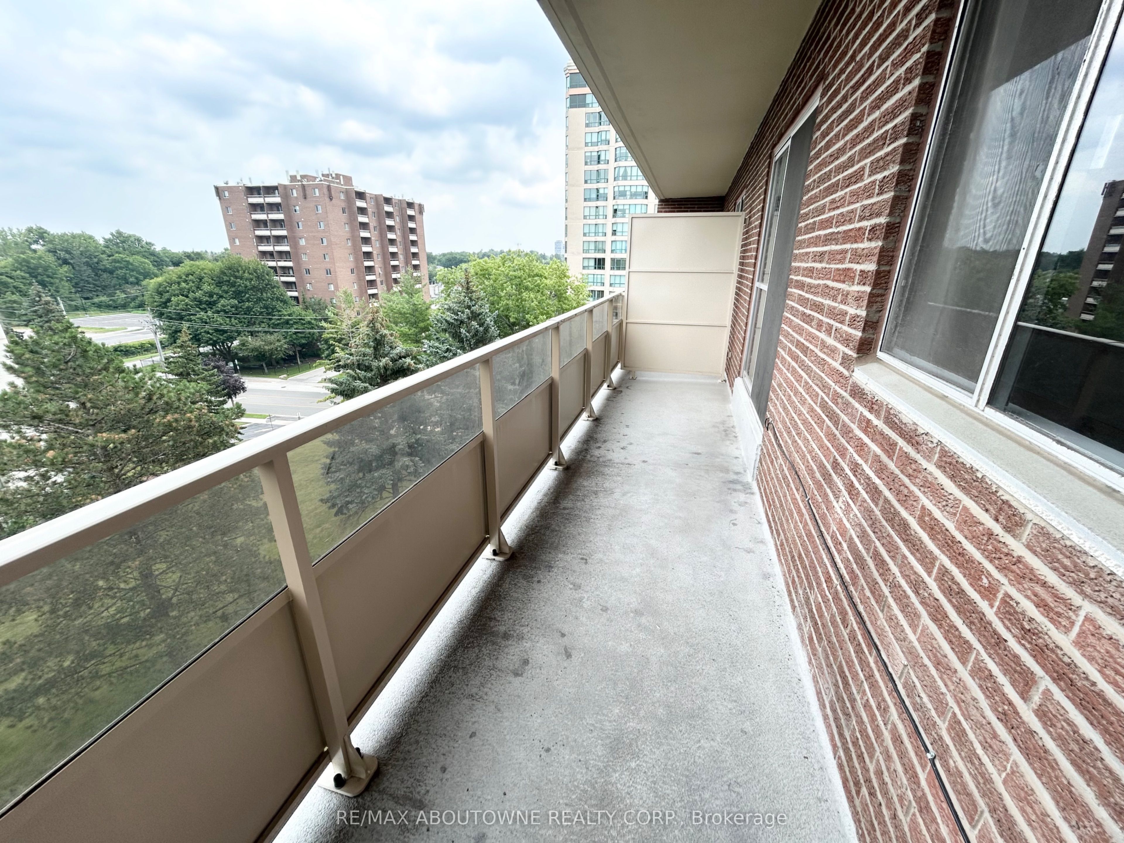 101 Millside Drive 607 Property Photo 12