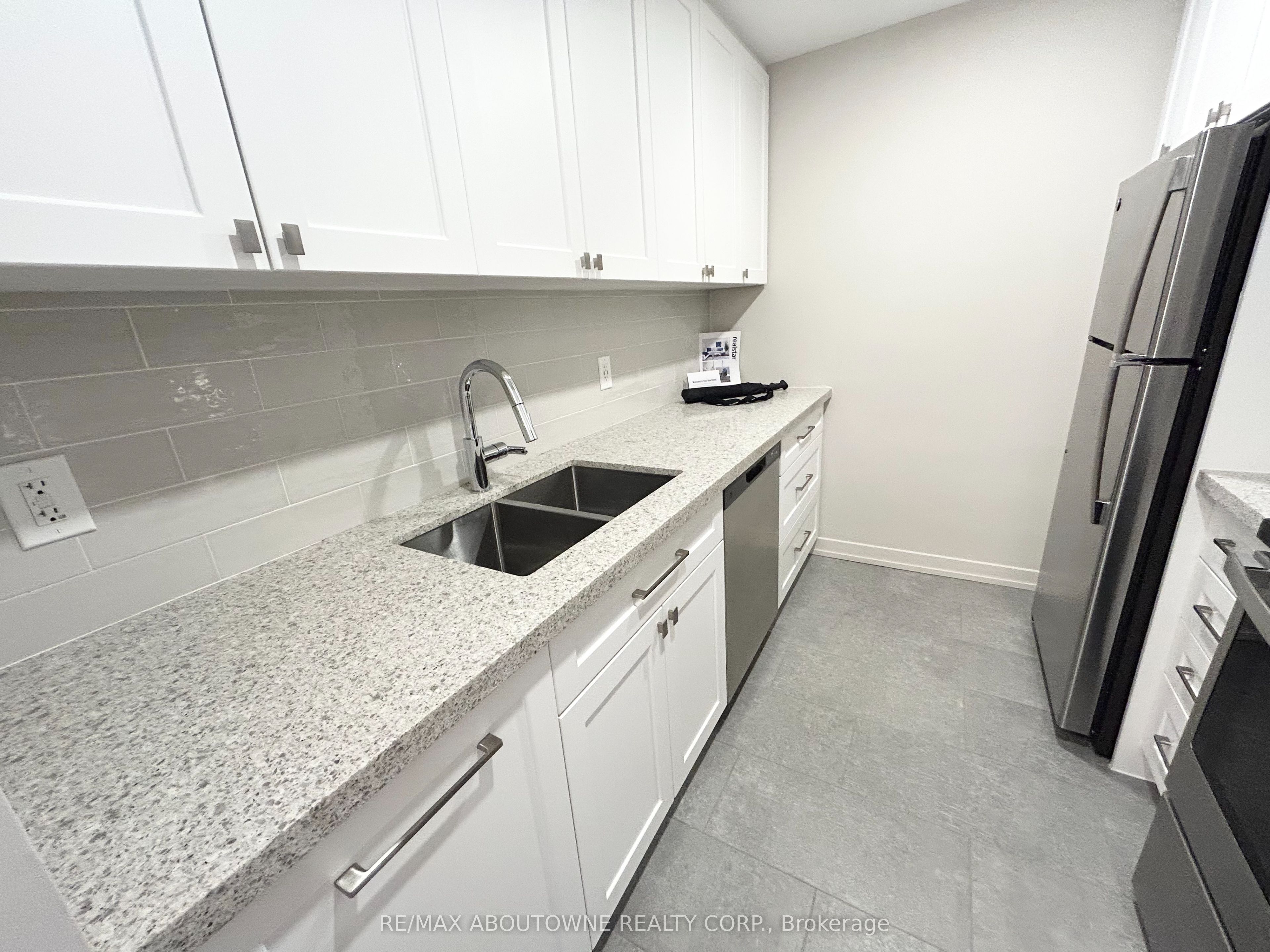 101 Millside Drive 1008 Property Photo 6