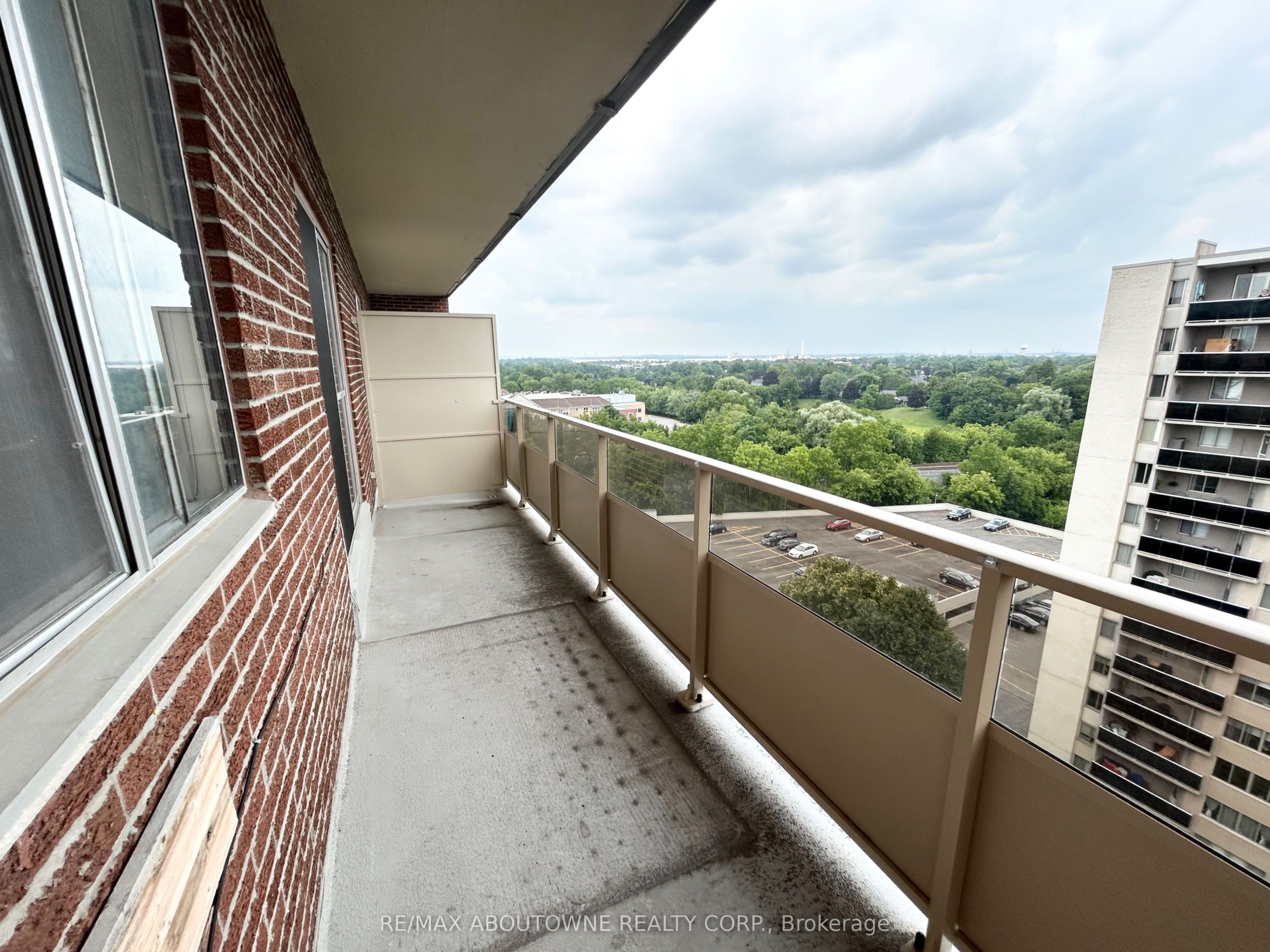 101 Millside Drive 1008 Property Photo 13