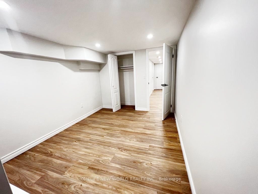 3 Roblocke Avenue Lower Property Photo 4