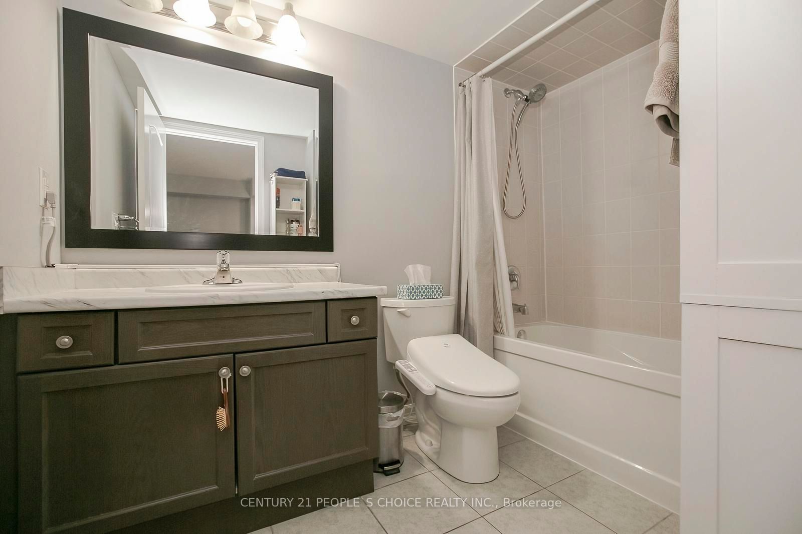 60 Baycliffe Crescent 402 Property Photo 18