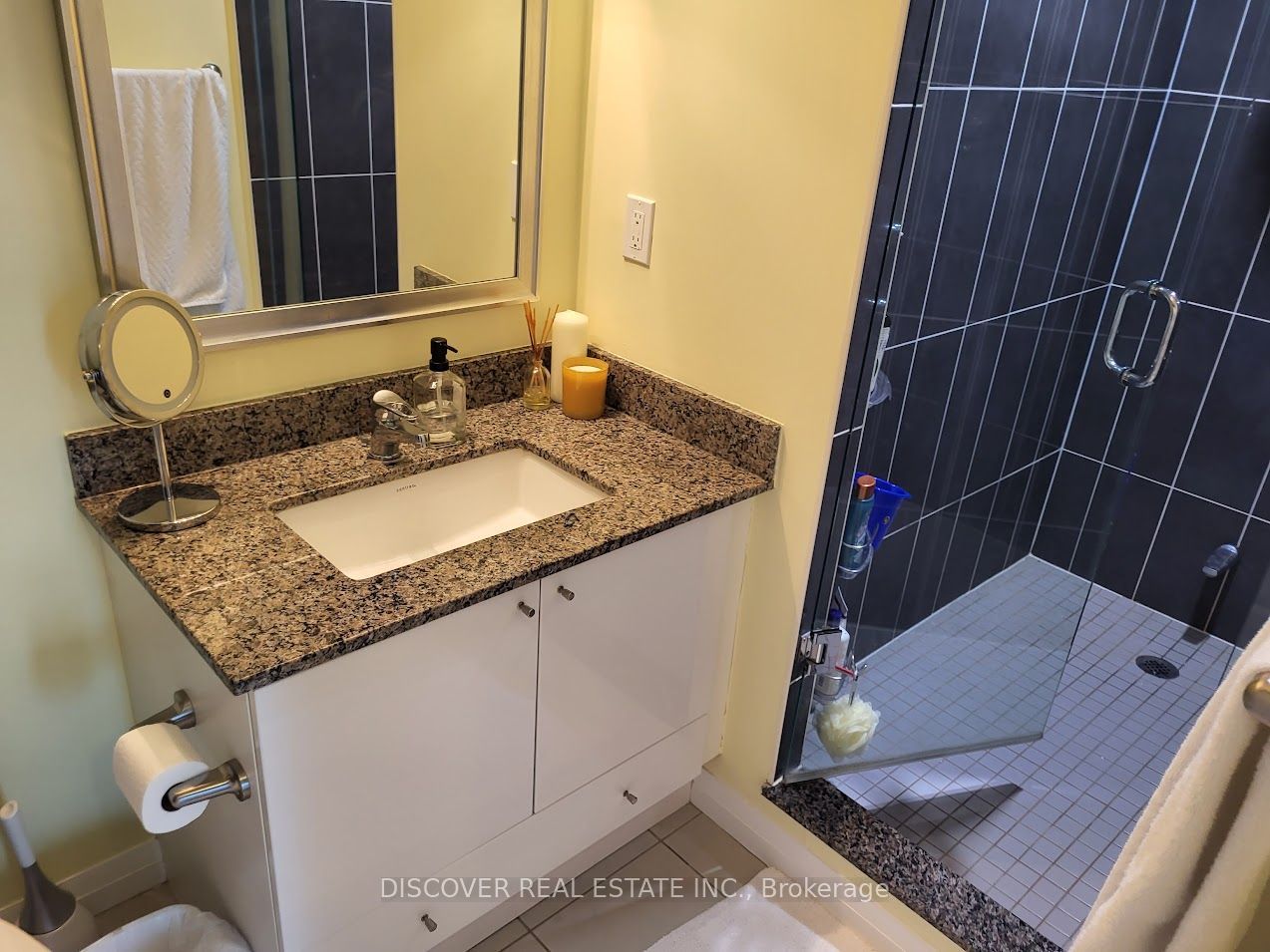 55 Eglinton Avenue W 2402 Property Photo 8