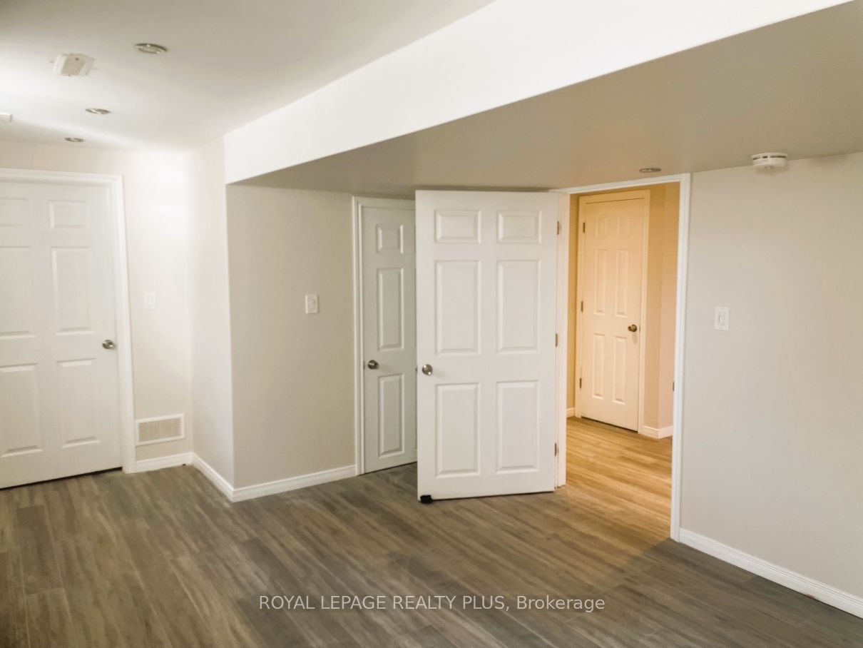 455 Trudeau Drive Bsmt Property Photo 10