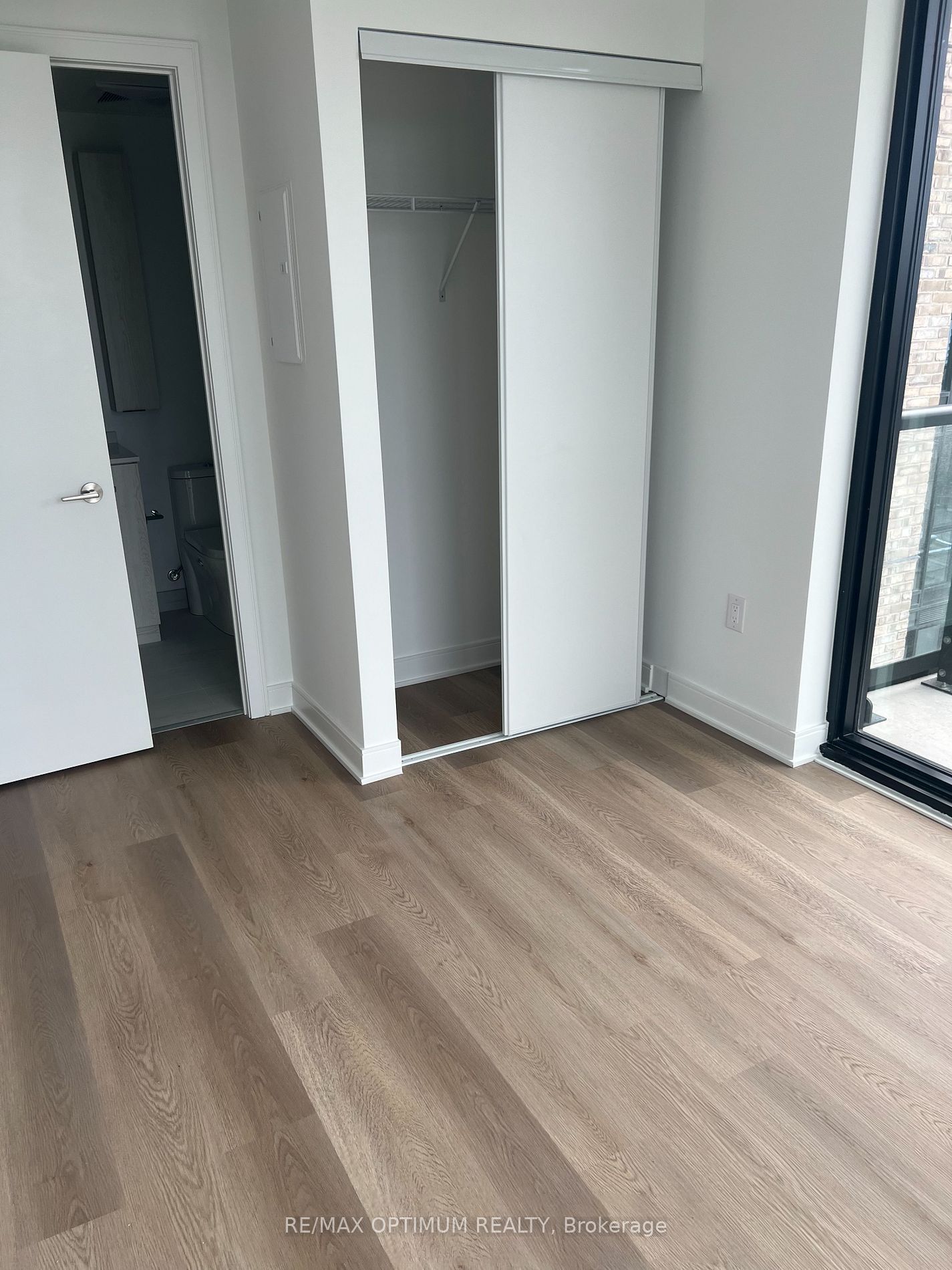 86 Dundas Street E 1516 Property Photo 12