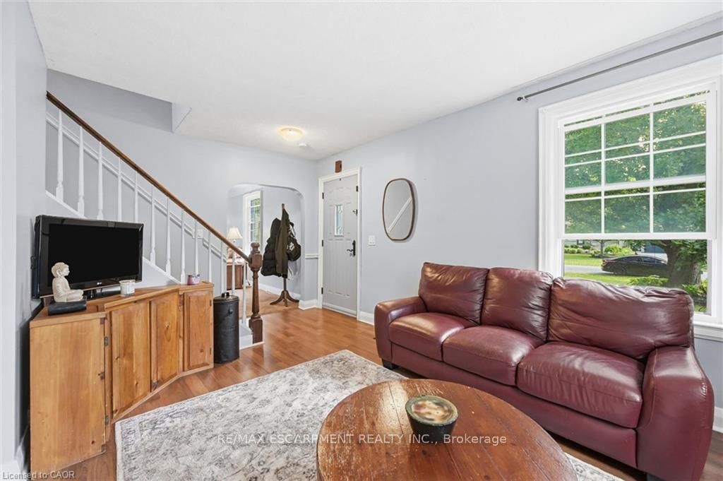 938 Cloverleaf Drive Property Photo 17
