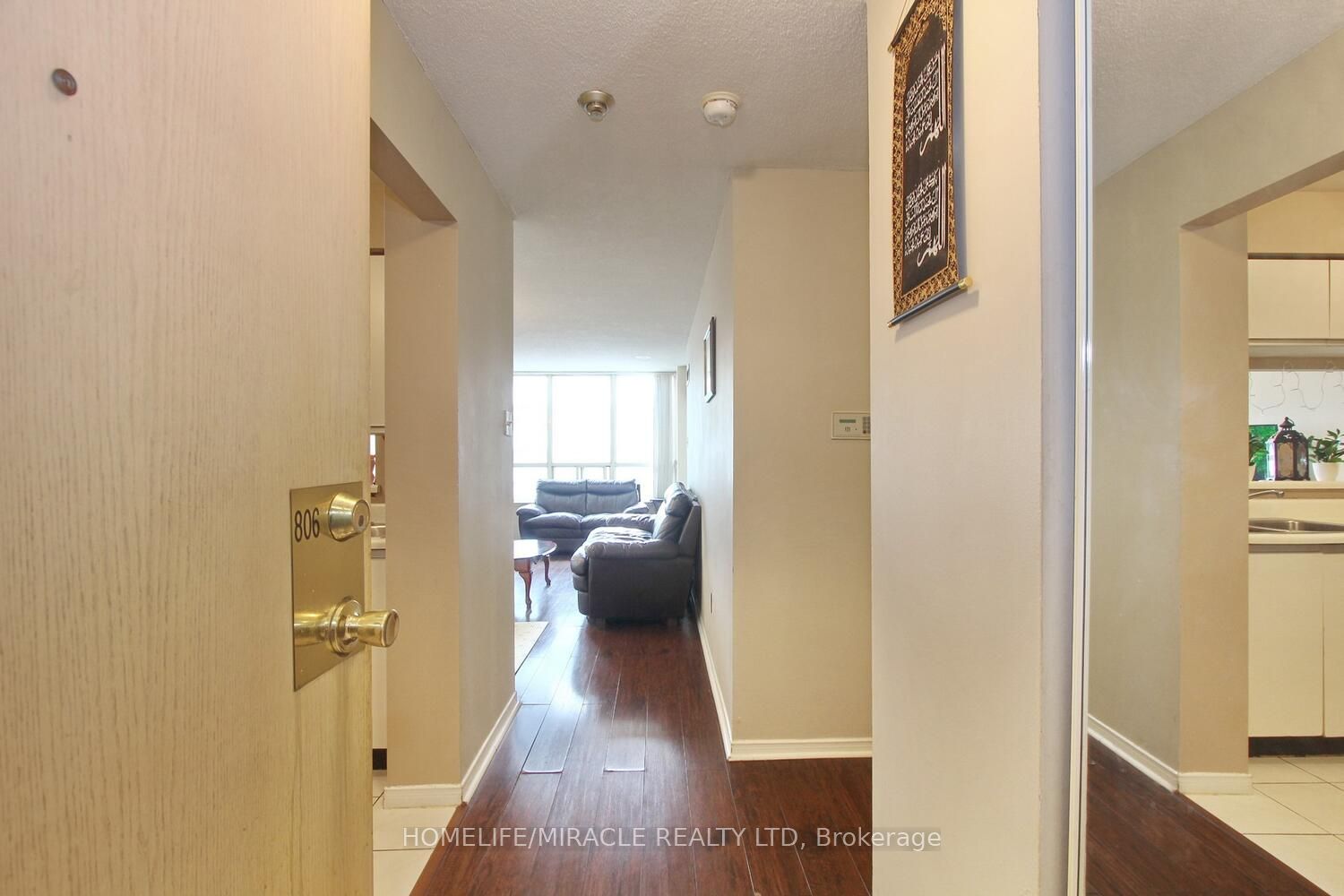 400 Webb Drive 806 Property Photo 6