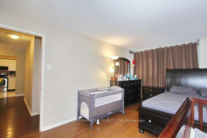 400 Webb Drive 806 Property Photo 21