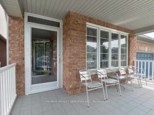106 Pennyroyal Crescent Property Photo 2