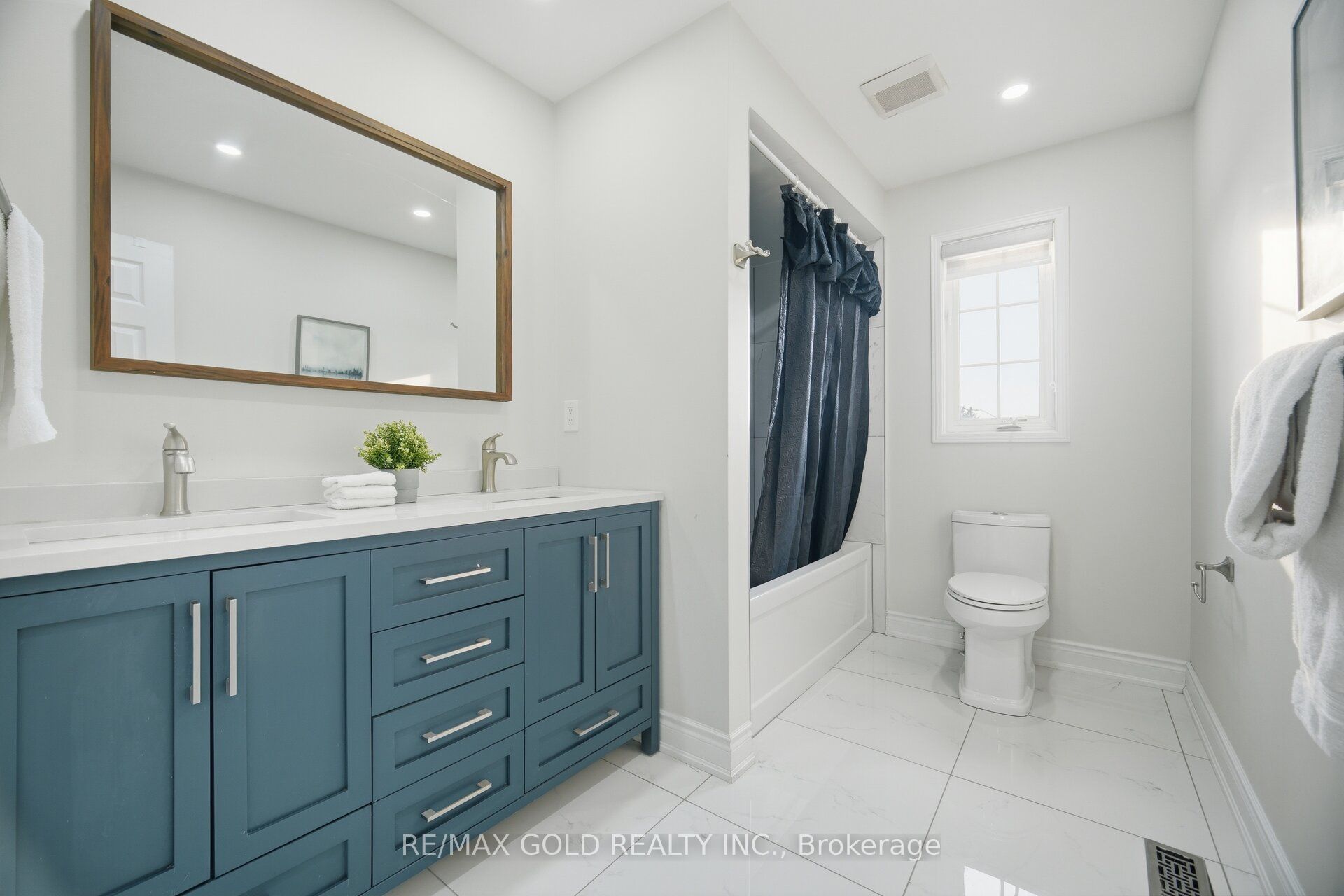 71 Leagate Street Property Photo 30