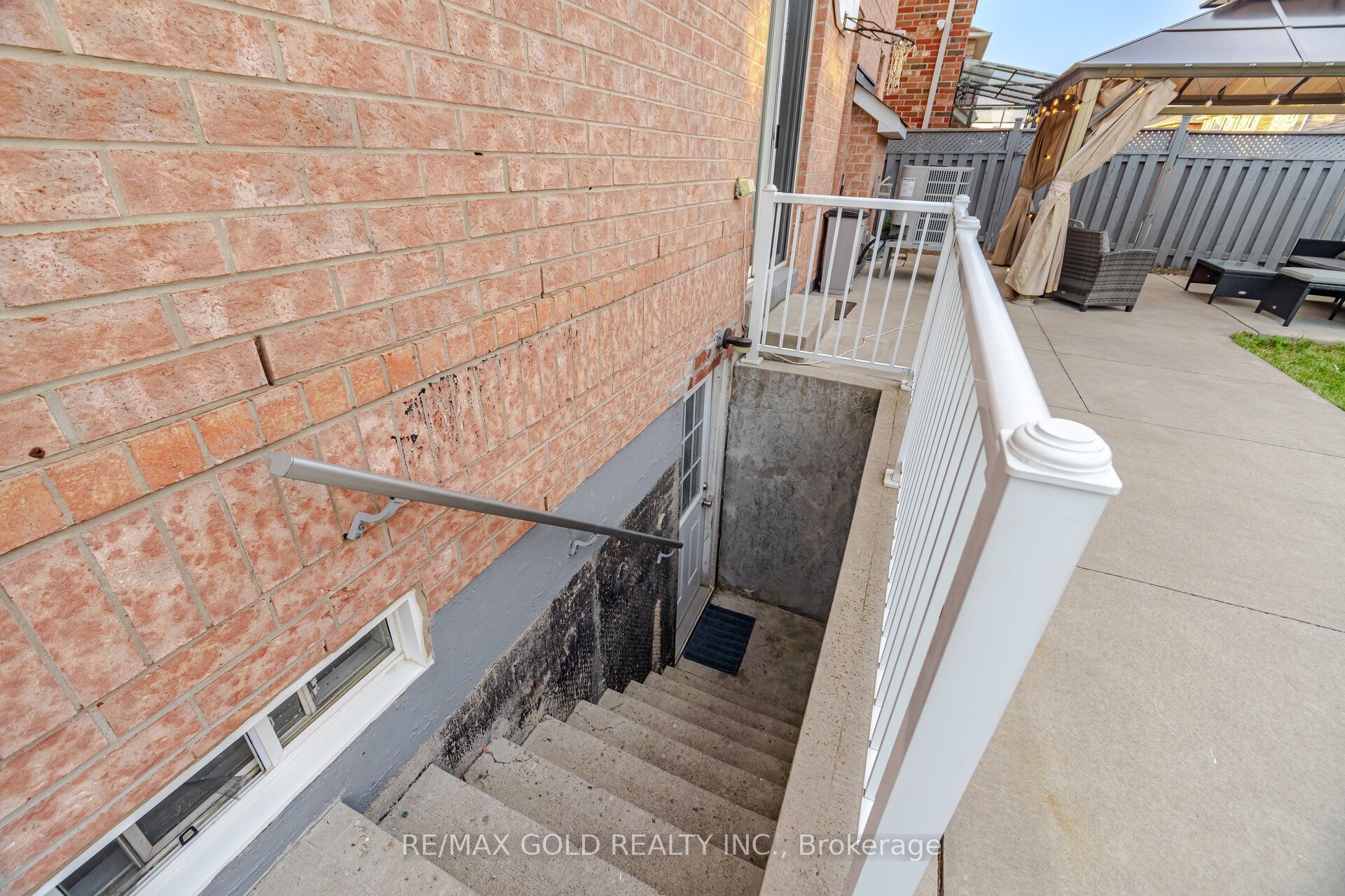 71 Leagate Street Property Photo 31
