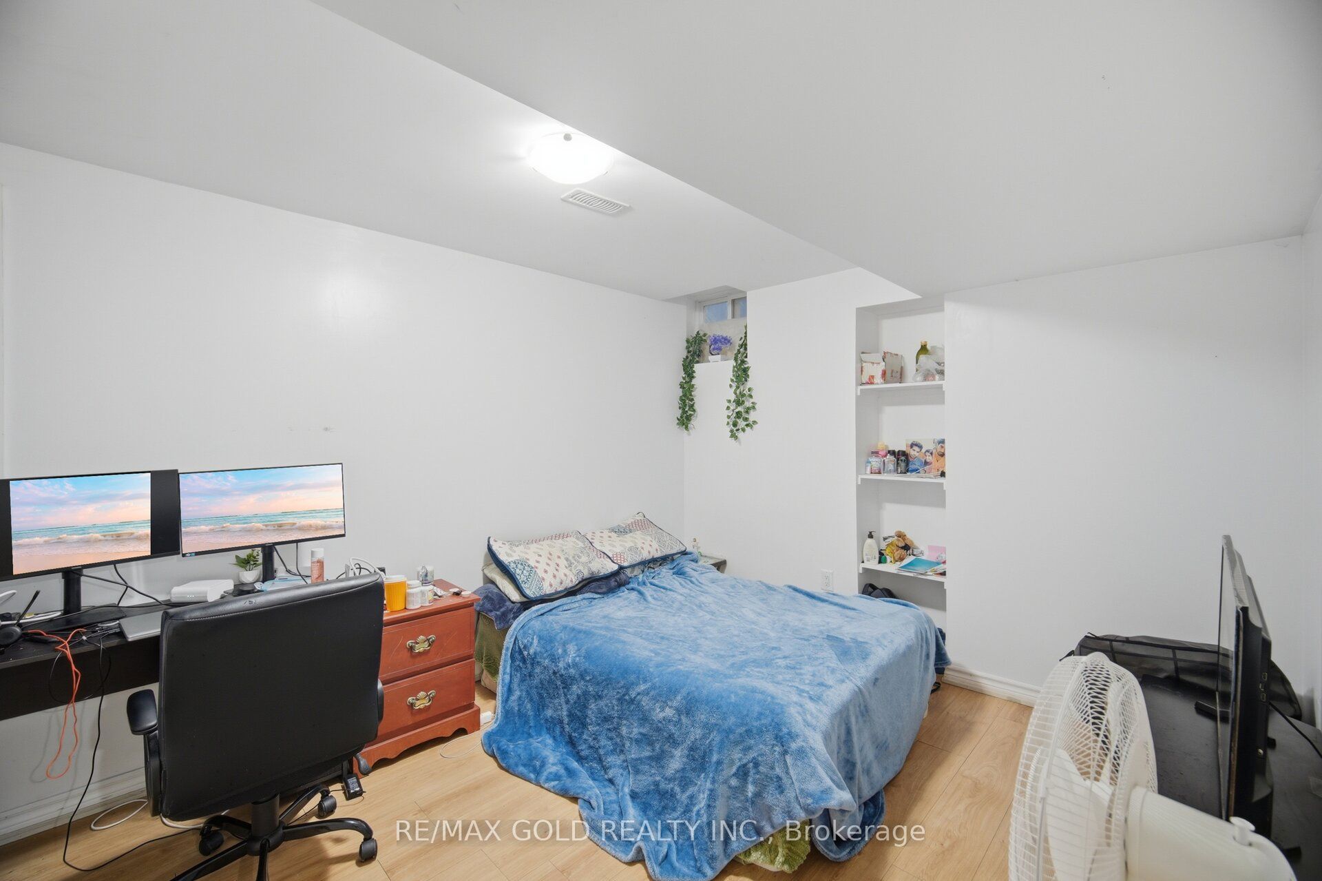 71 Leagate Street Property Photo 33
