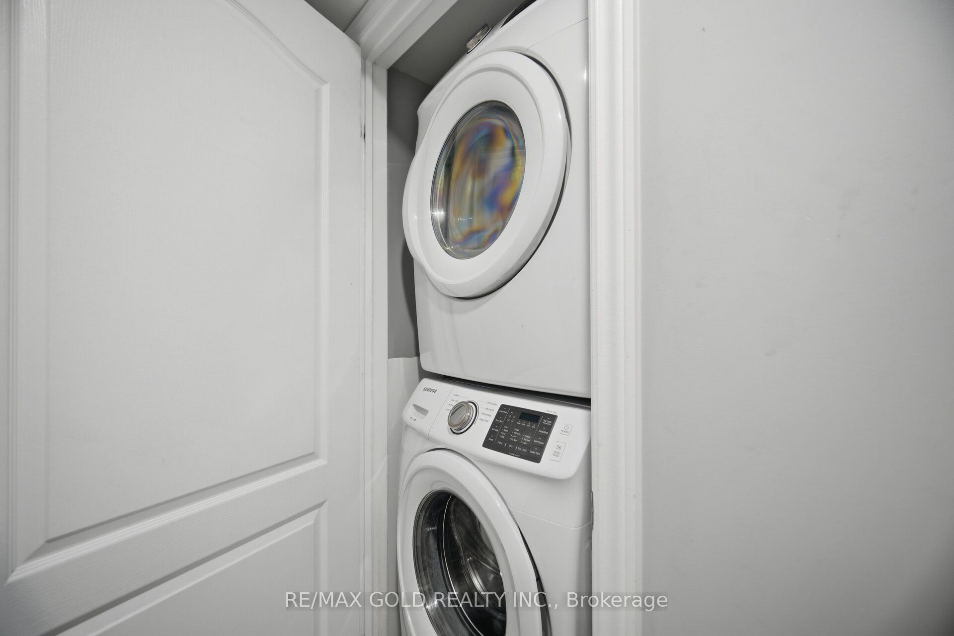71 Leagate Street Property Photo 39