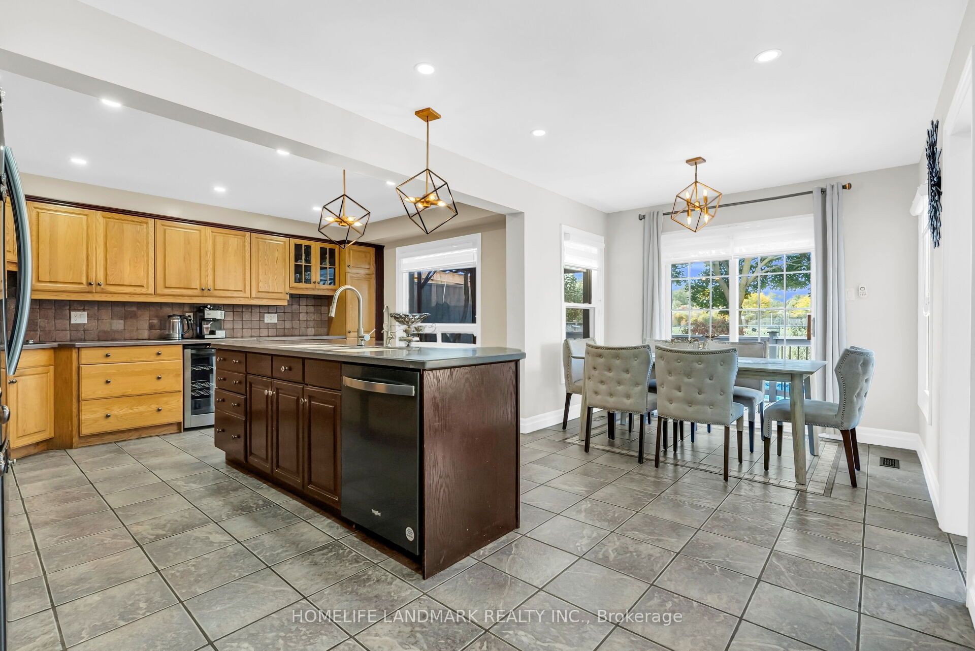 6200 Osprey Boulevard Property Photo 14