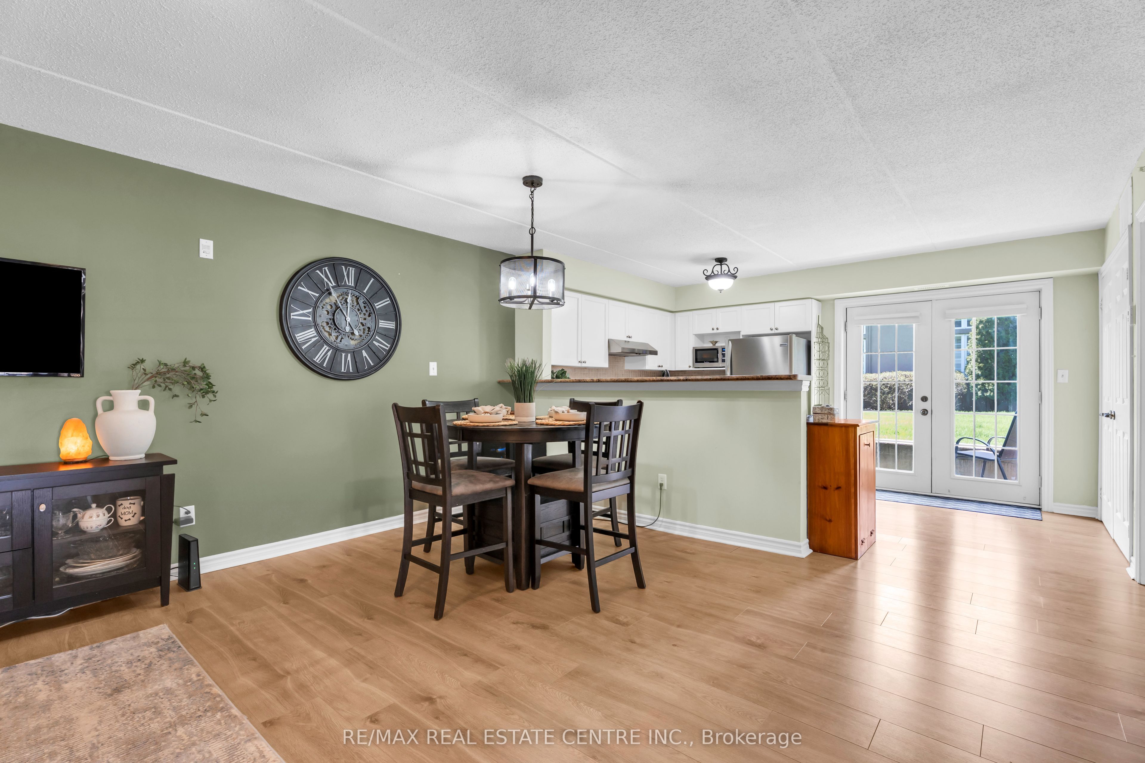 1479 Maple Avenue 102 Property Photo 14