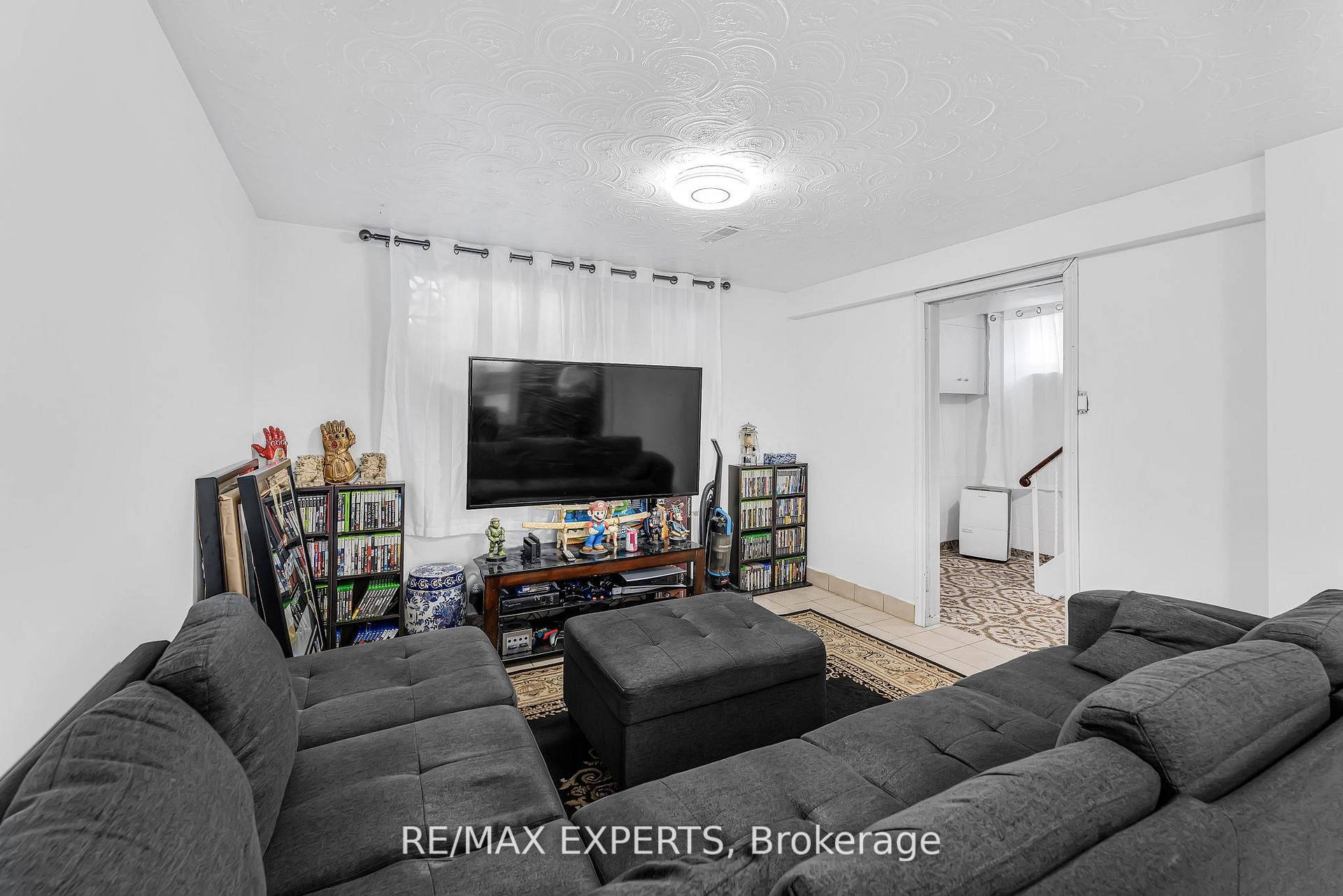 81 Hagar Avenue Property Photo 37
