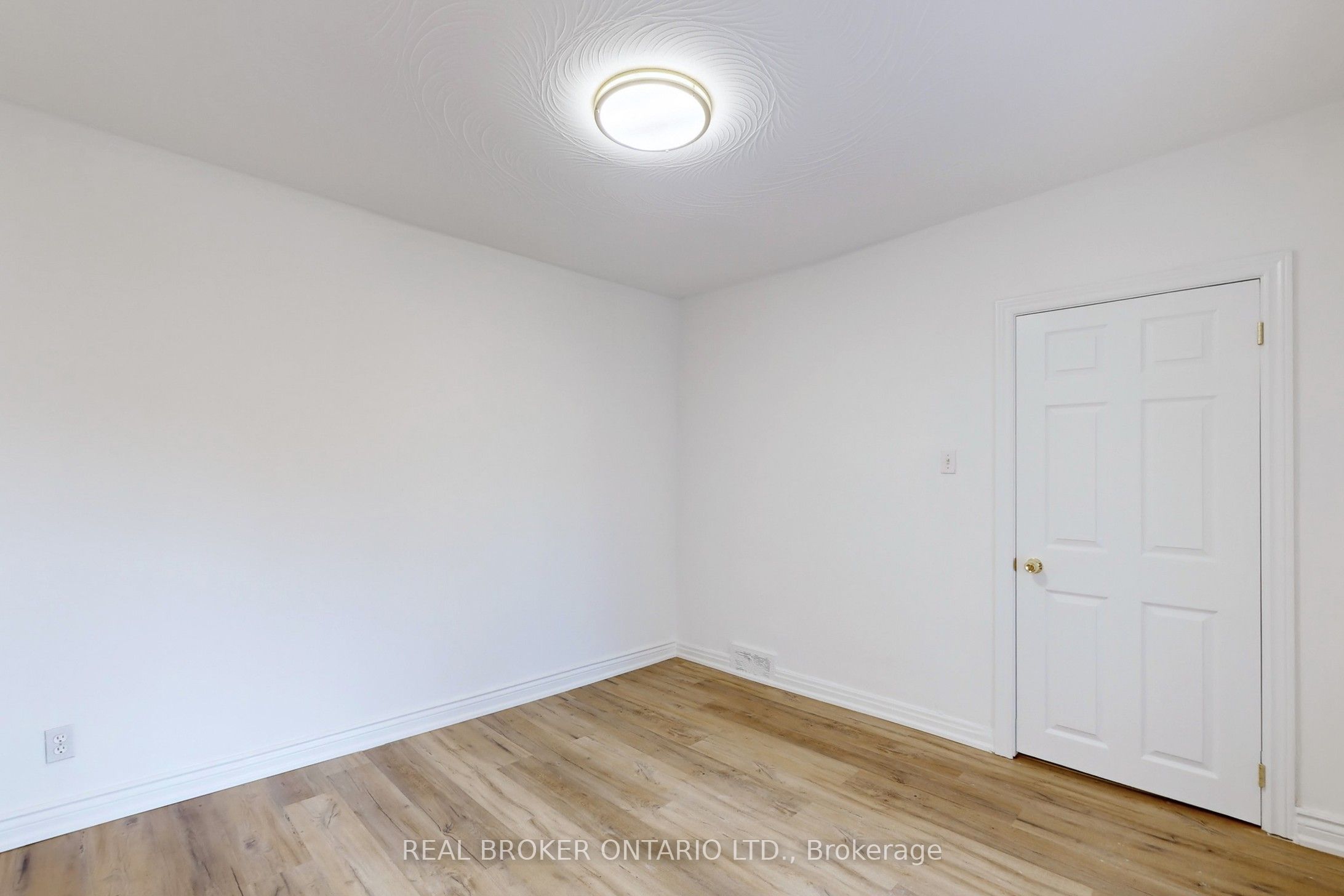 102 Bowie Avenue Main Property Photo 4
