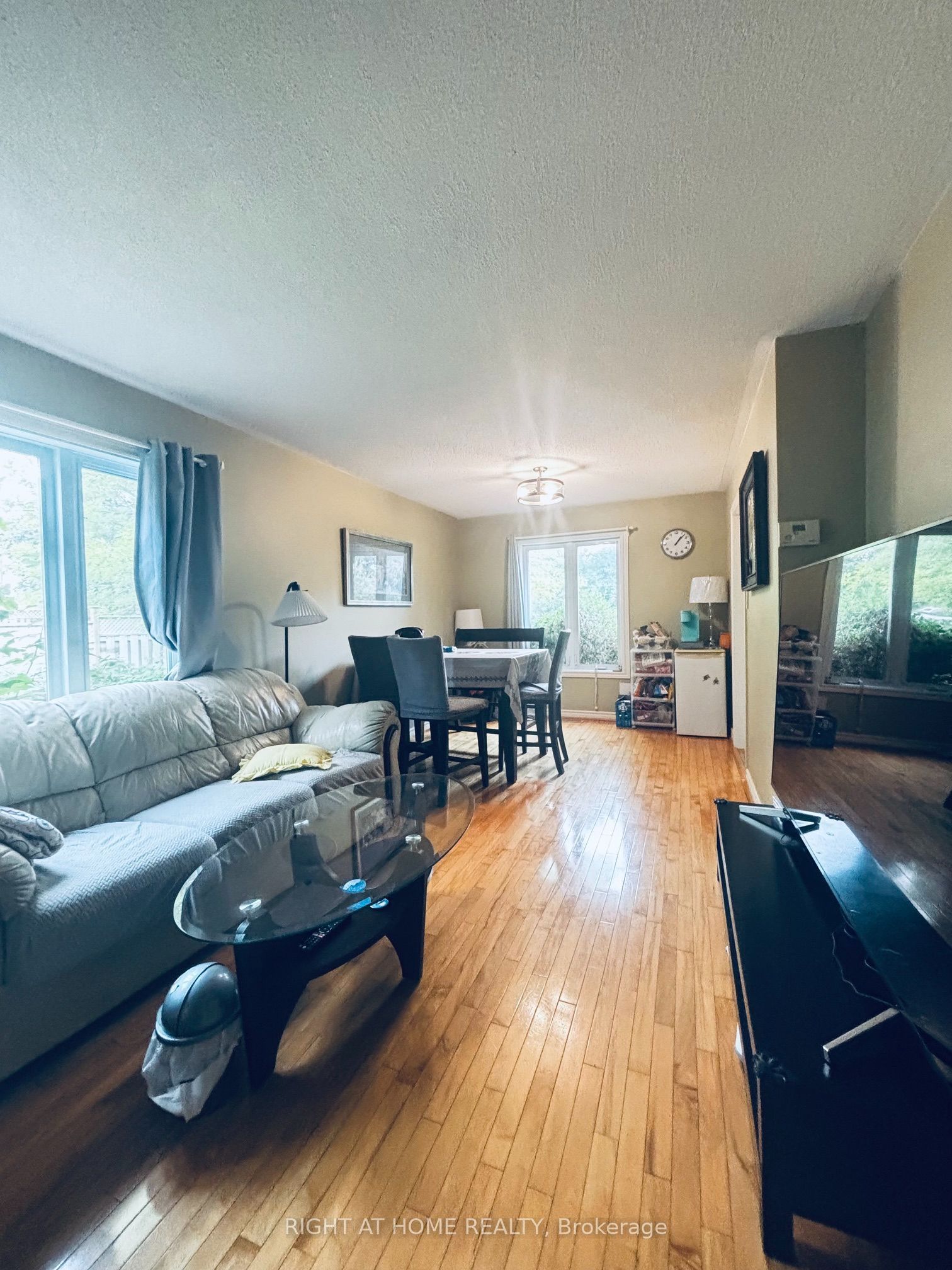 96 Howell Road Property Photo 3