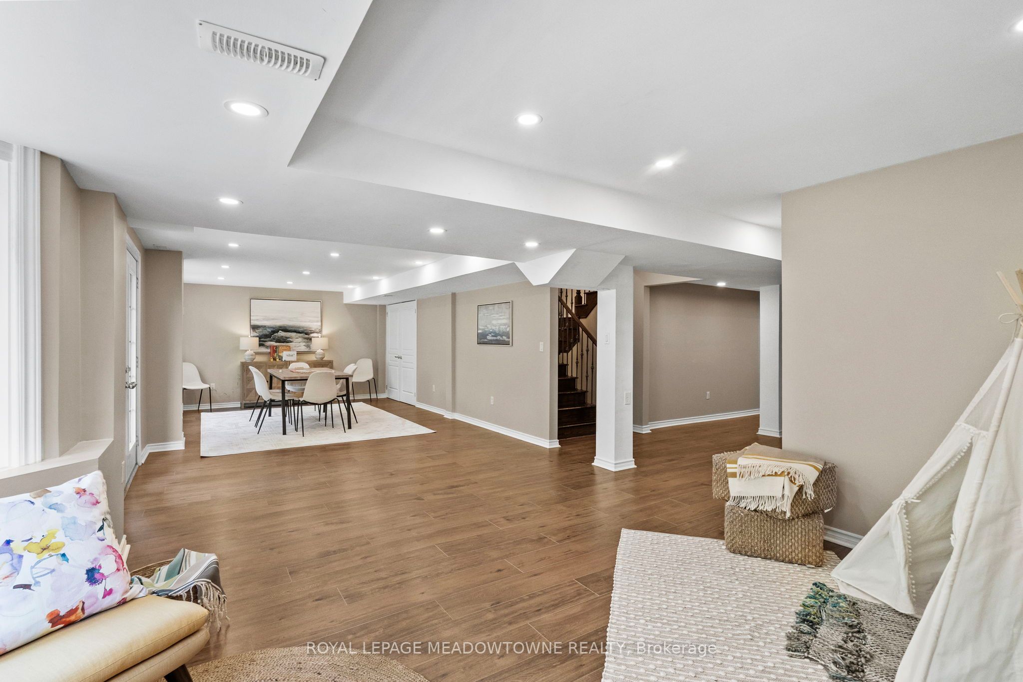 332 Mcgibbon Drive Property Photo 44