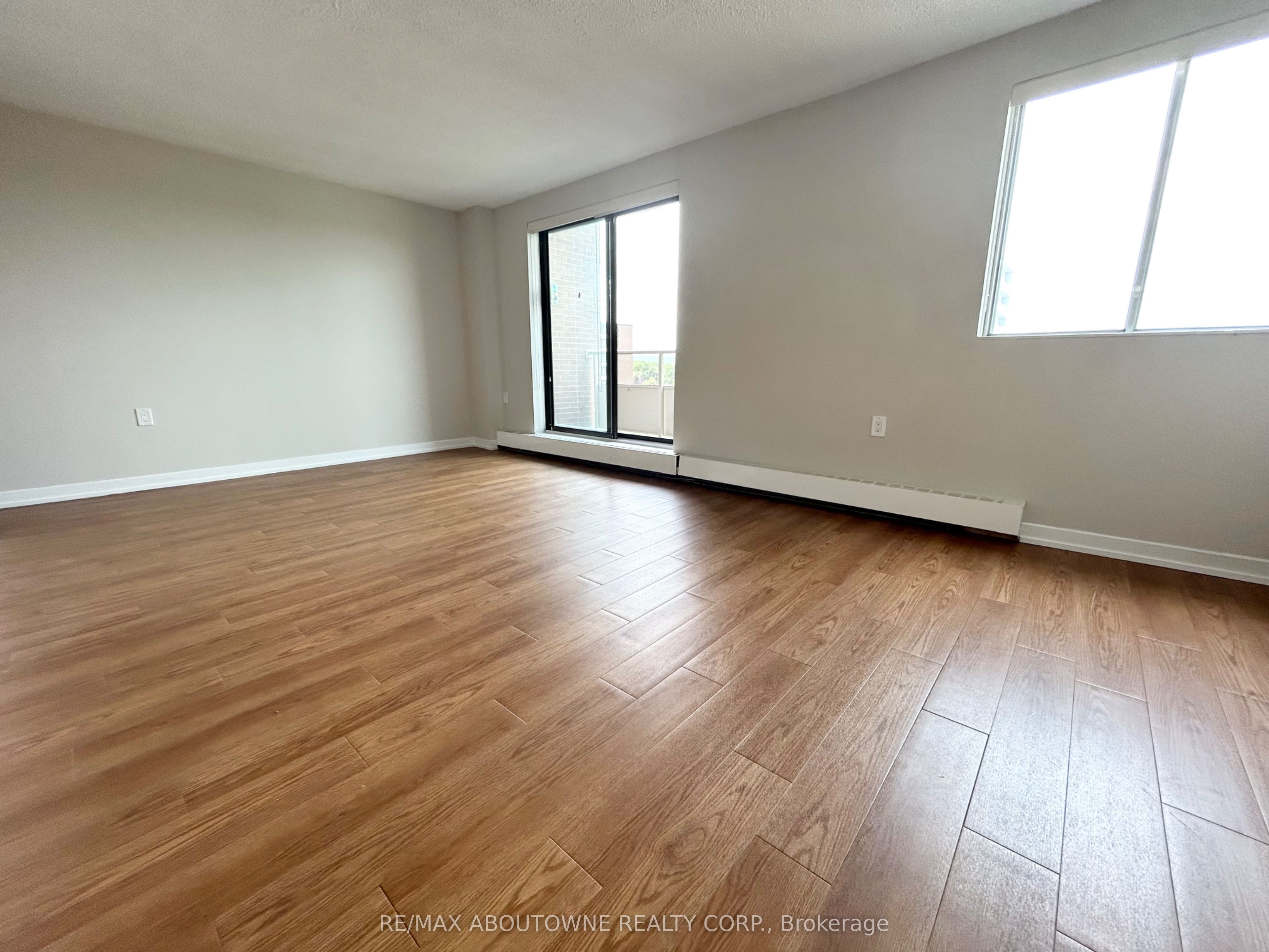 82 Millside Drive 904 Property Photo 10