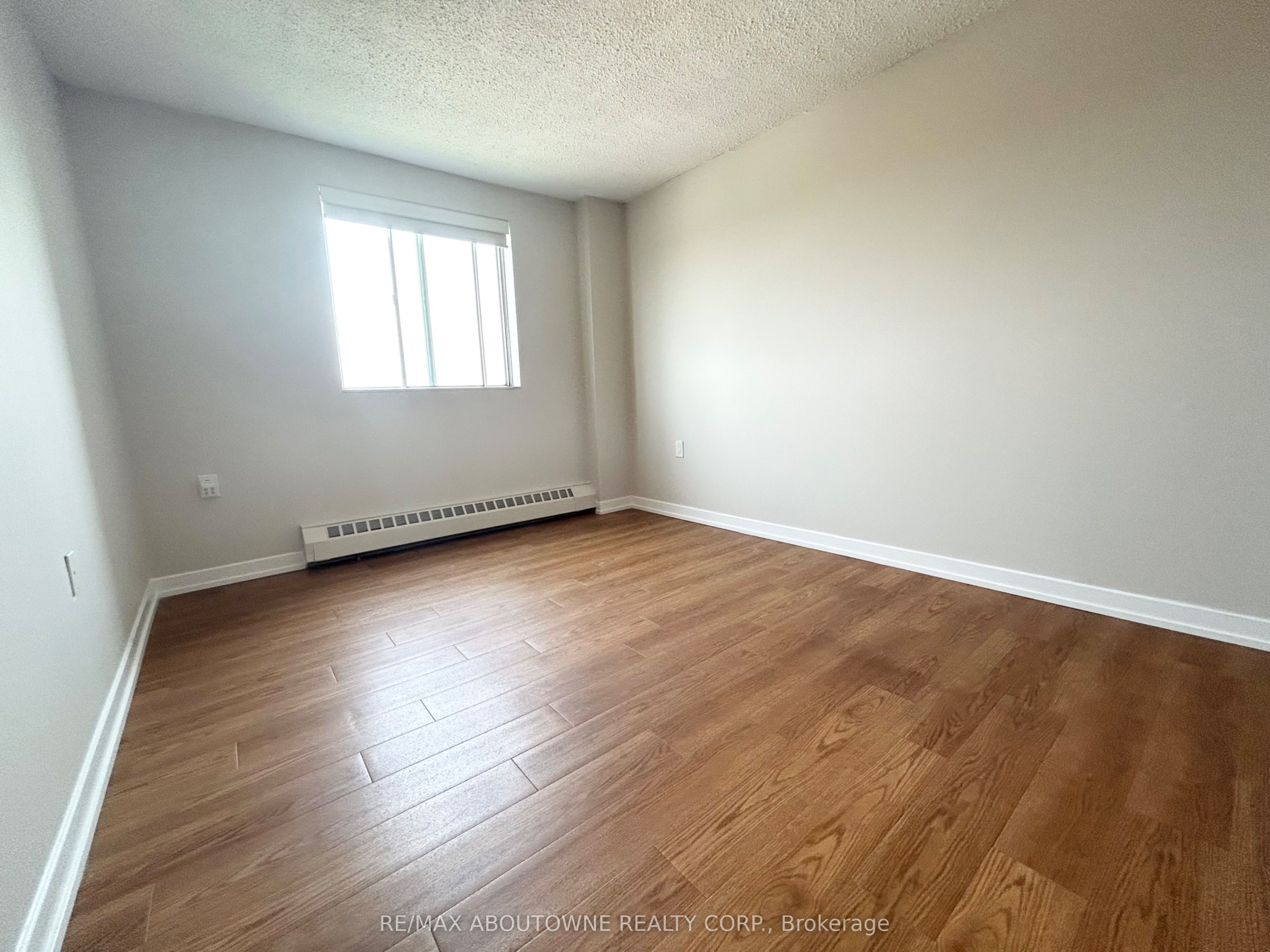 82 Millside Drive 904 Property Photo 11
