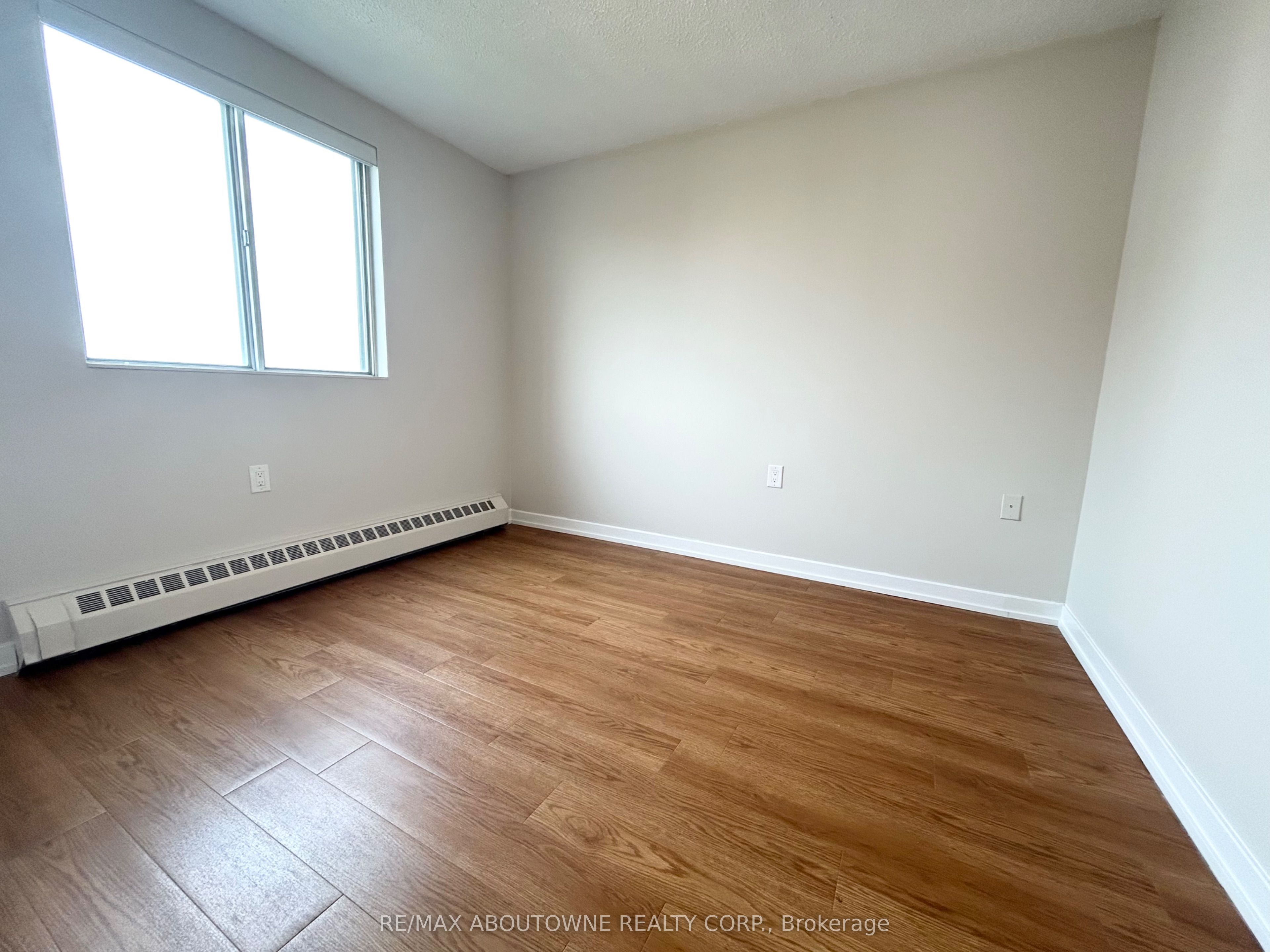82 Millside Drive 904 Property Photo 14