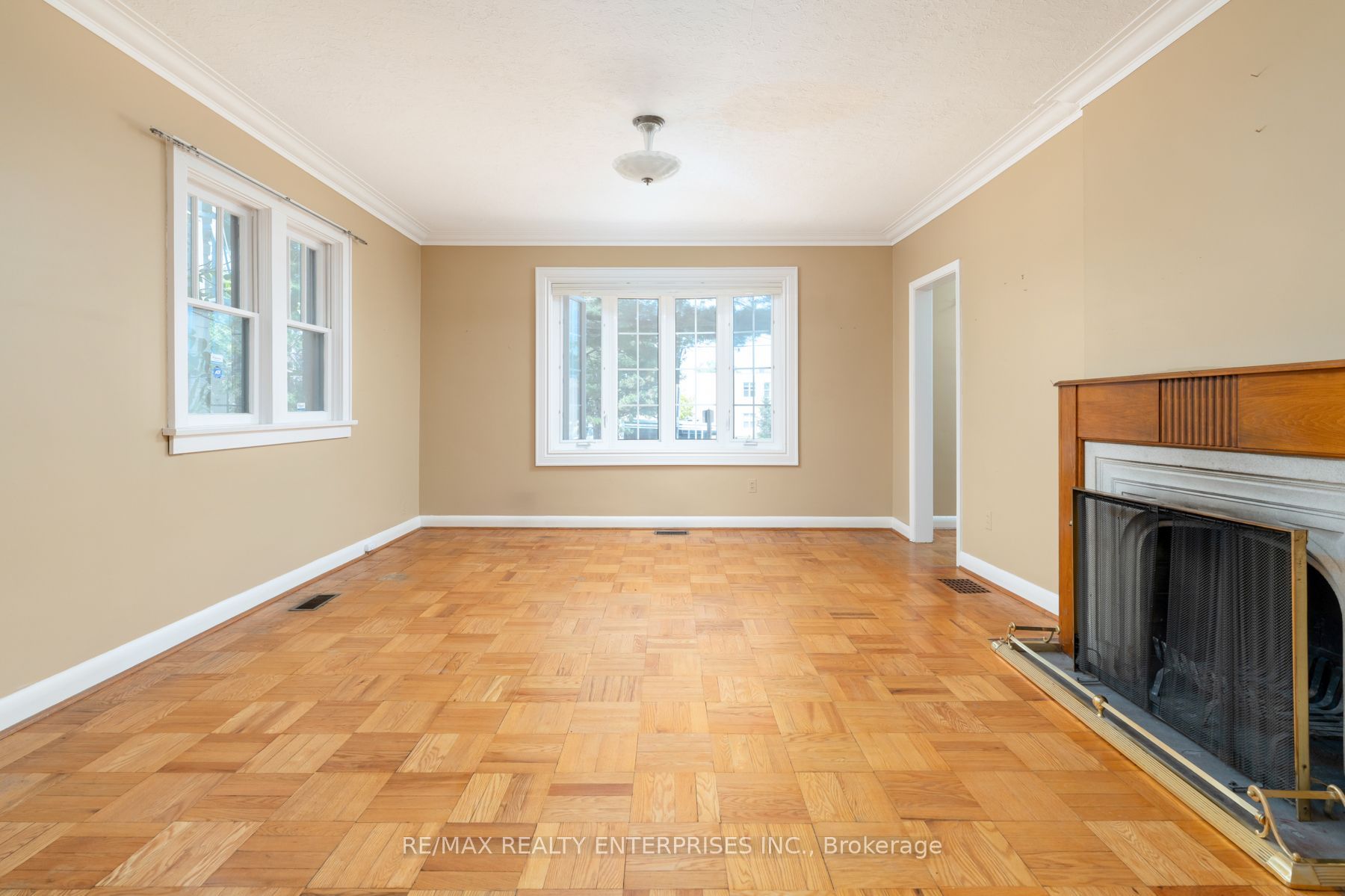52 Briarwood Avenue Property Photo 7