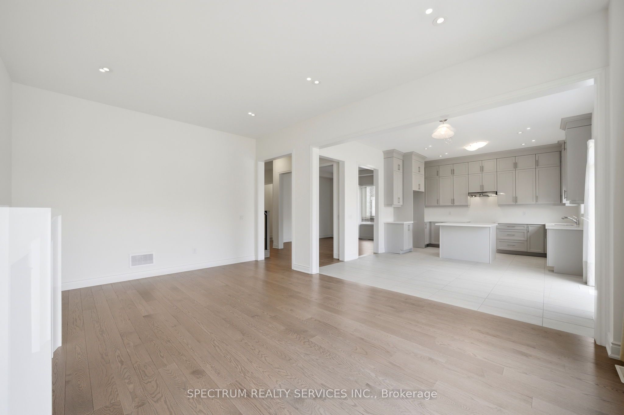 70 Stratford Drive Property Photo 22
