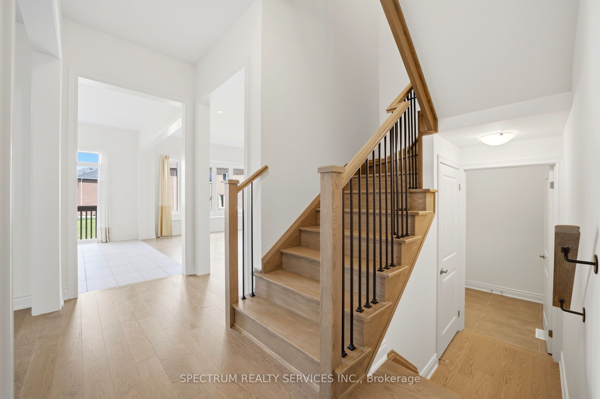 70 Stratford Drive Property Photo 23