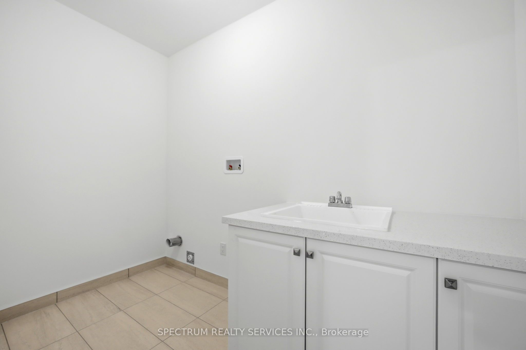 70 Stratford Drive Property Photo 44