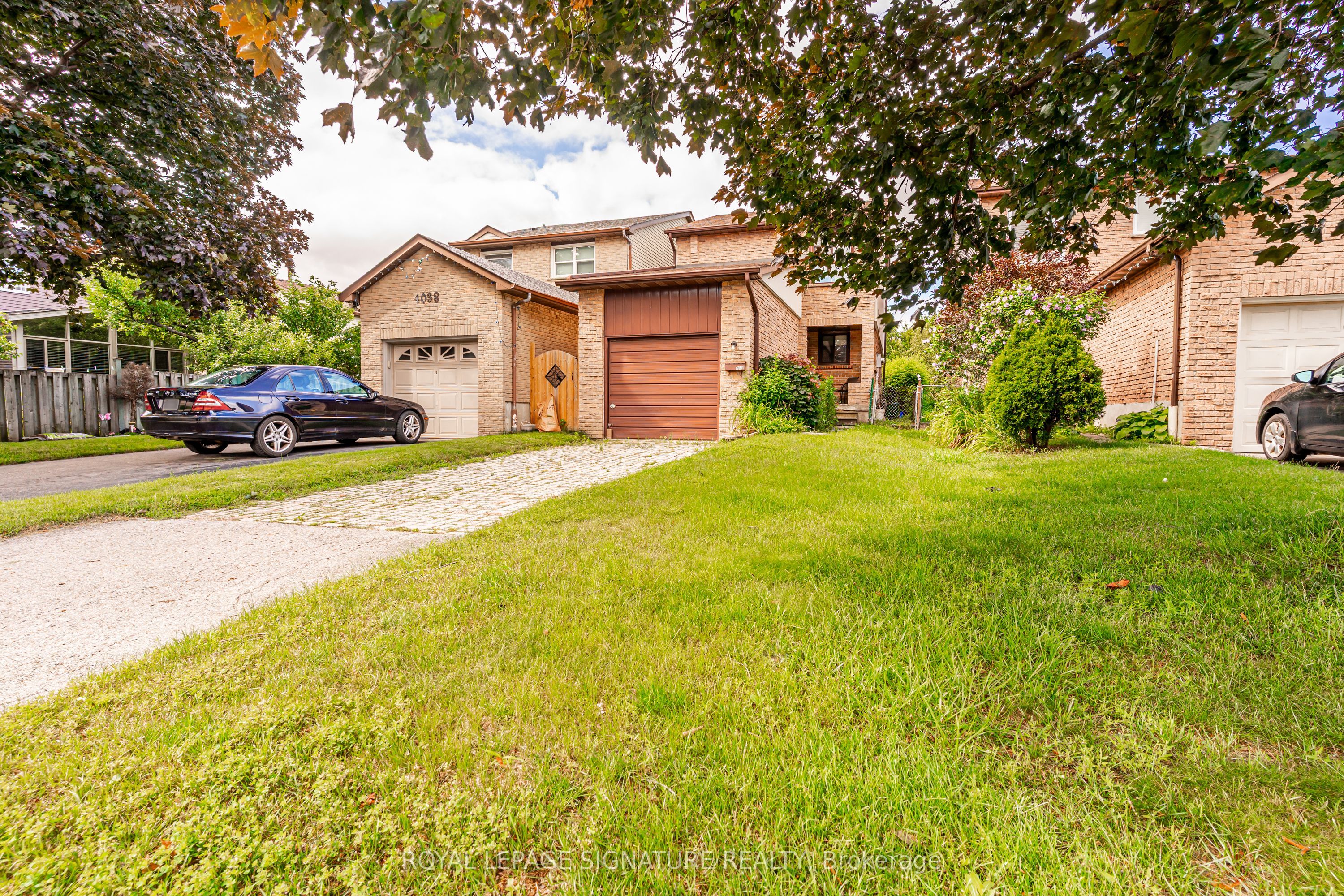 4040 Silverhaze Road Property Photo 2
