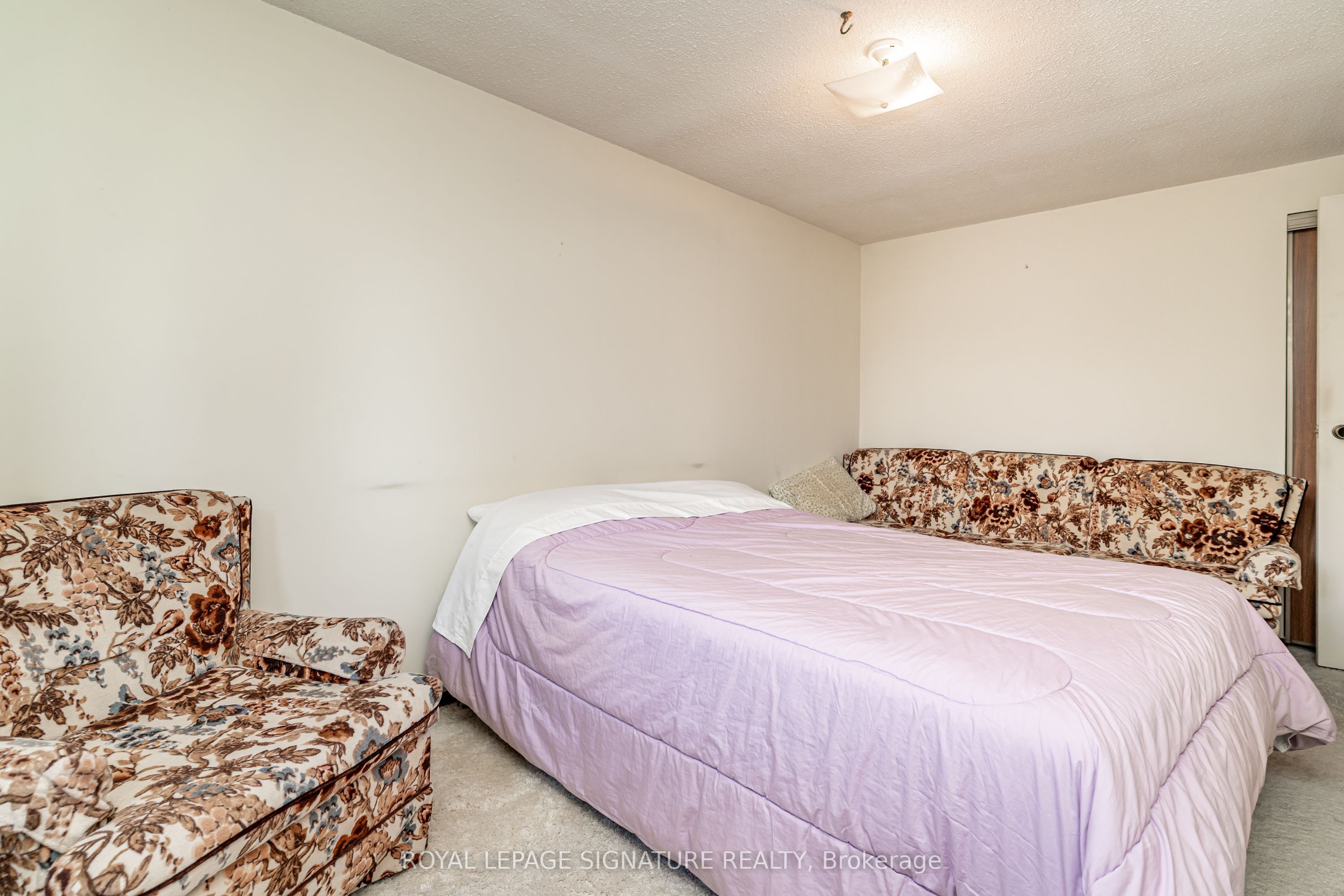 4040 Silverhaze Road Property Photo 20