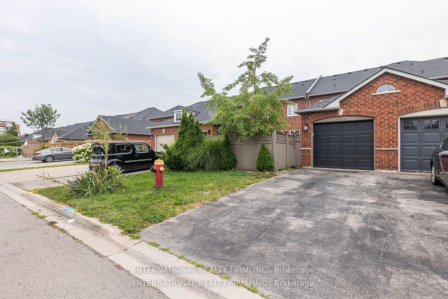 1855 Appleby Line Property Photo 2