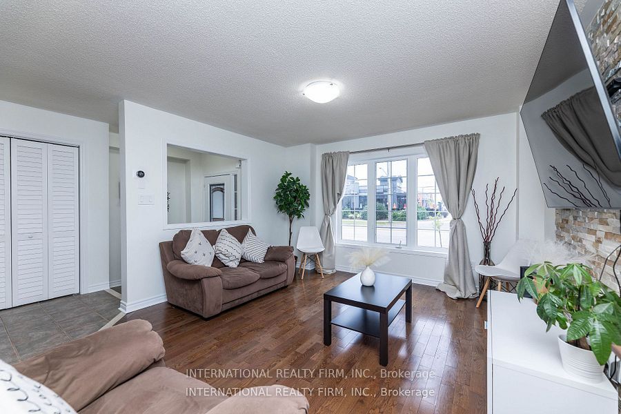 1855 Appleby Line Property Photo 7